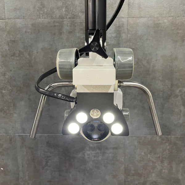 Wallach Zoomscope with Trulight Colposcope