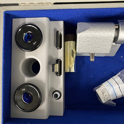 Haag Streit AT-900 Tonometer with Accessories Image 6