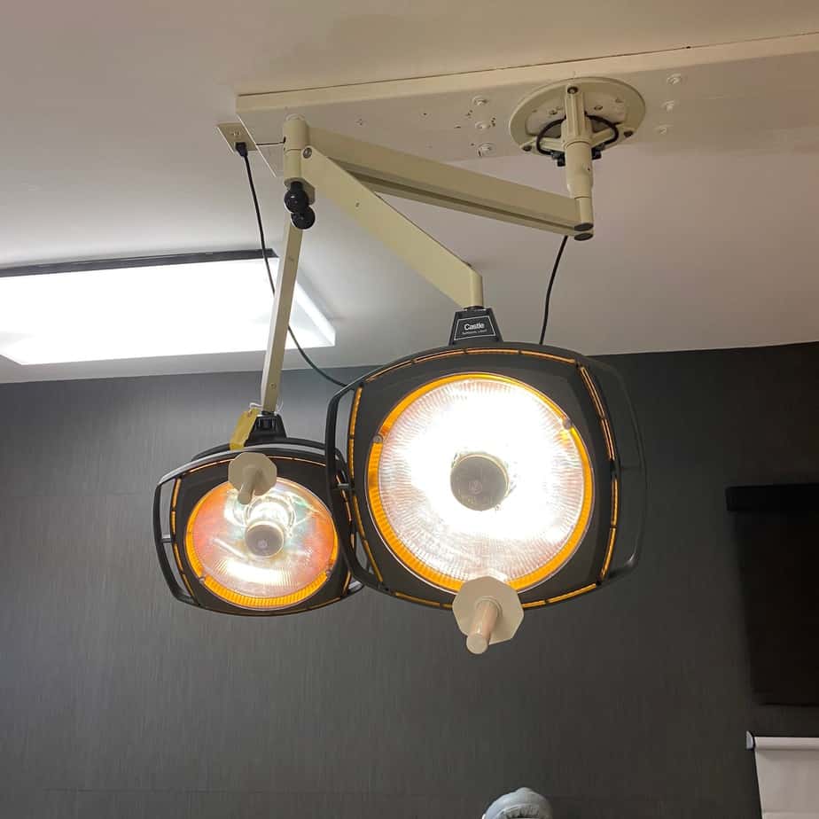 Dual Castle Surgical Light , Castle Lighting – Angelus Medical and Optical