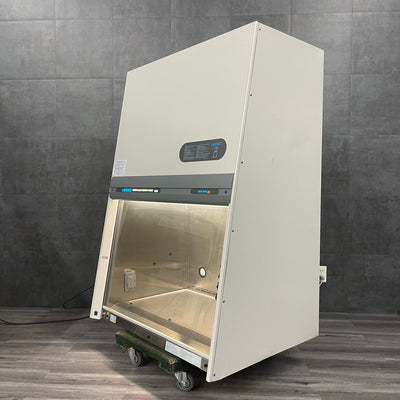 Labconco purifier Biosafety Cabinet (Used) - Lobconco -Angelus Medical