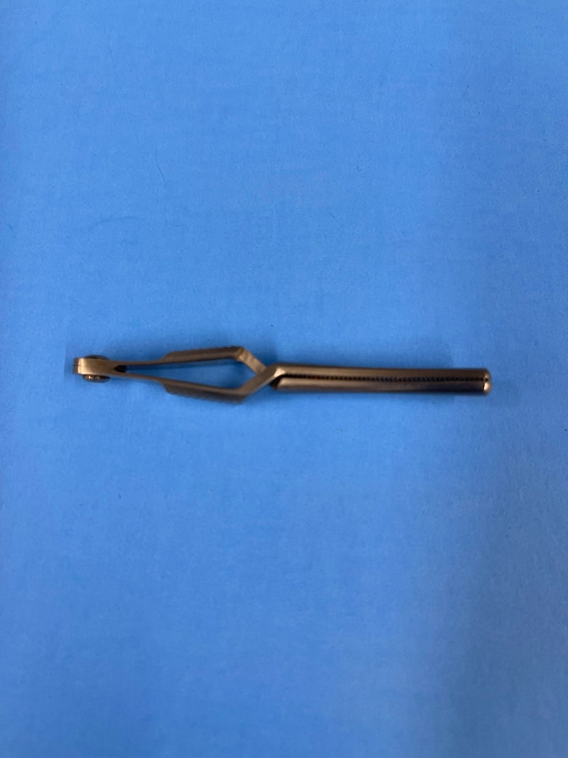 Pilling Cross Action Bulldog Clamp (Used) - Pilling -Angelus Medical