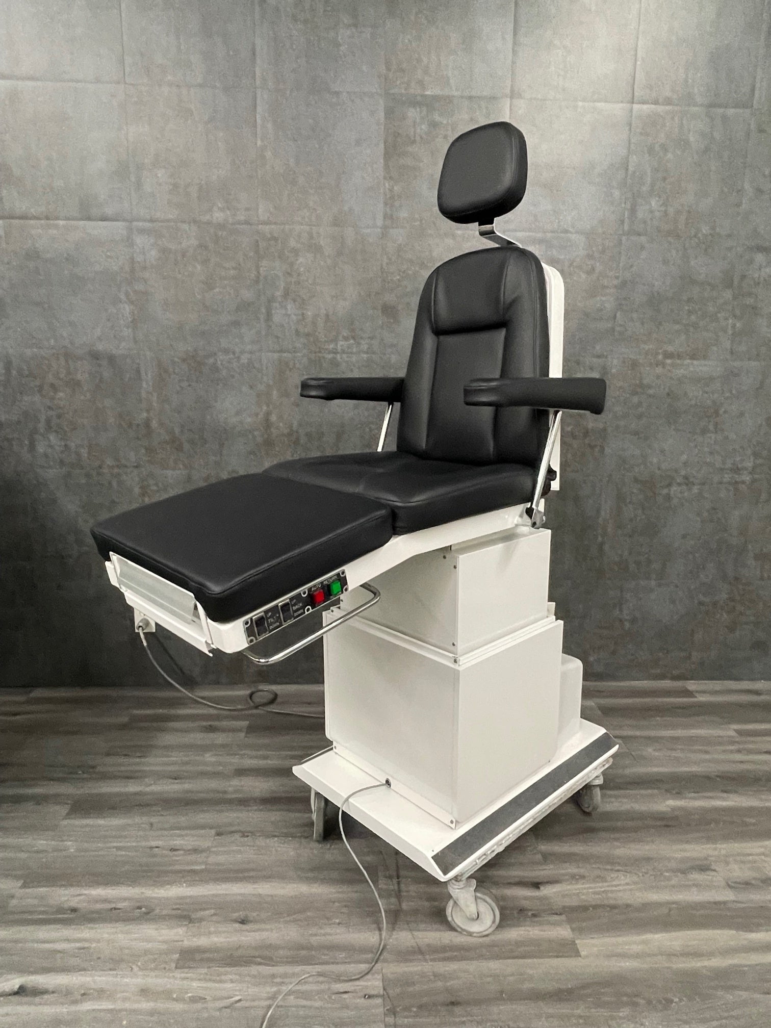Ritter 117 Podiatry Chair,Midmark chair ,Ritter chair Angelus Medical