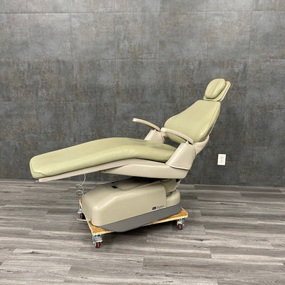 Royal Signet dental chair with Rotation (Used) Royal Signet dental chair with Rotation (Used) - Royal Signet -Angelus Medical
