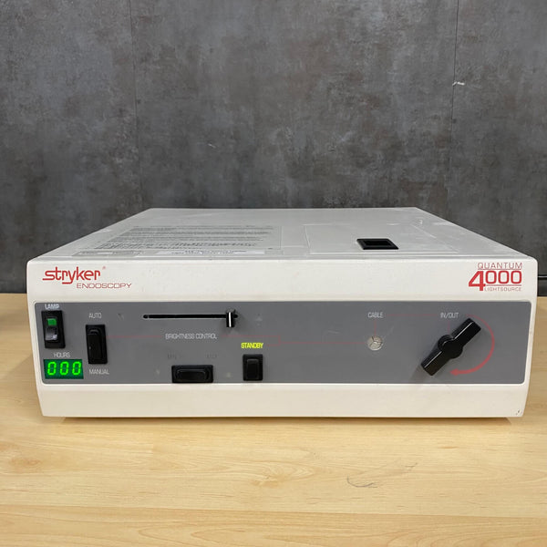 Stryker Quantum 4000 Light Source (Refurbished)