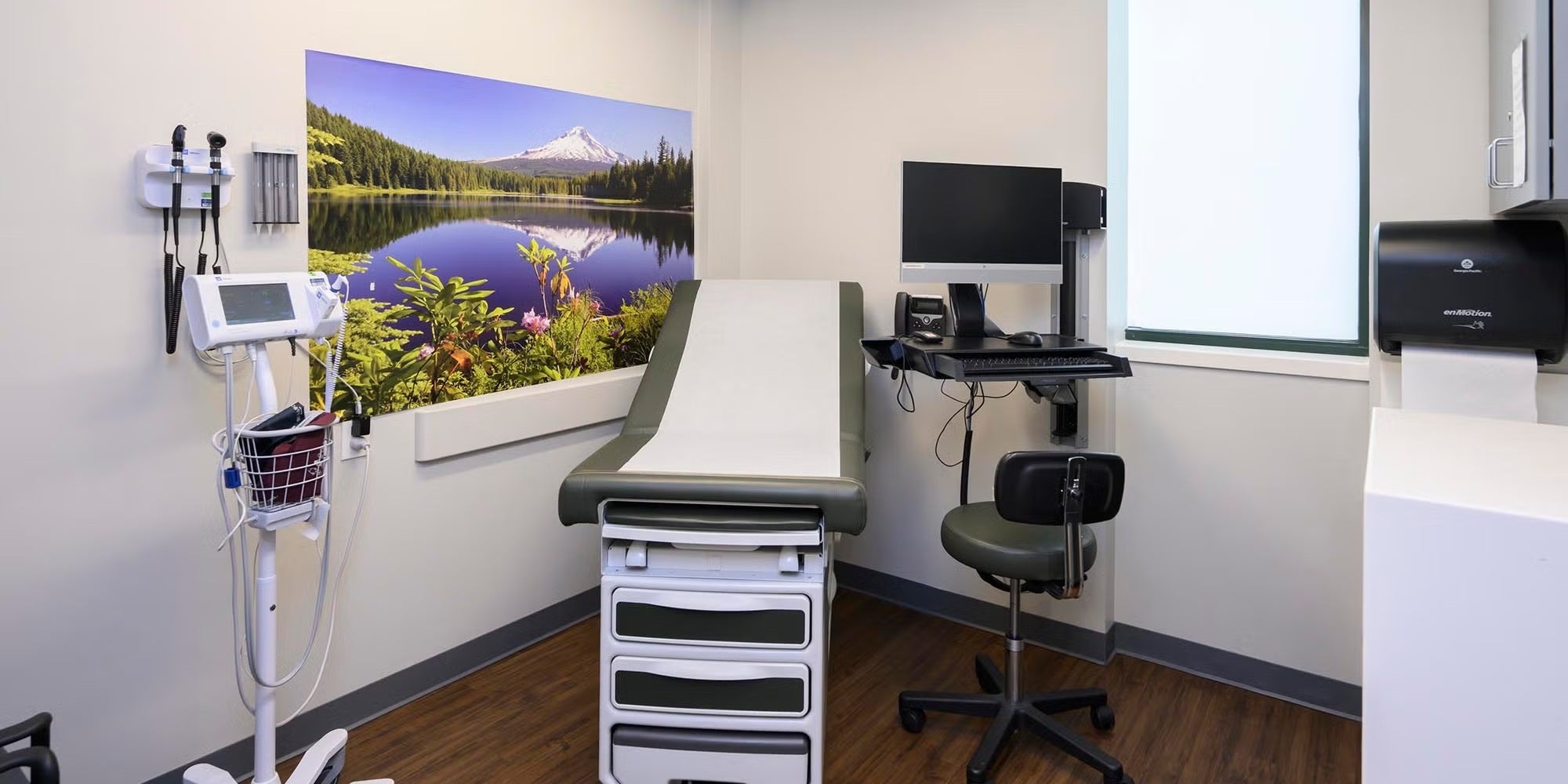 Exam Table for Clinic Near me