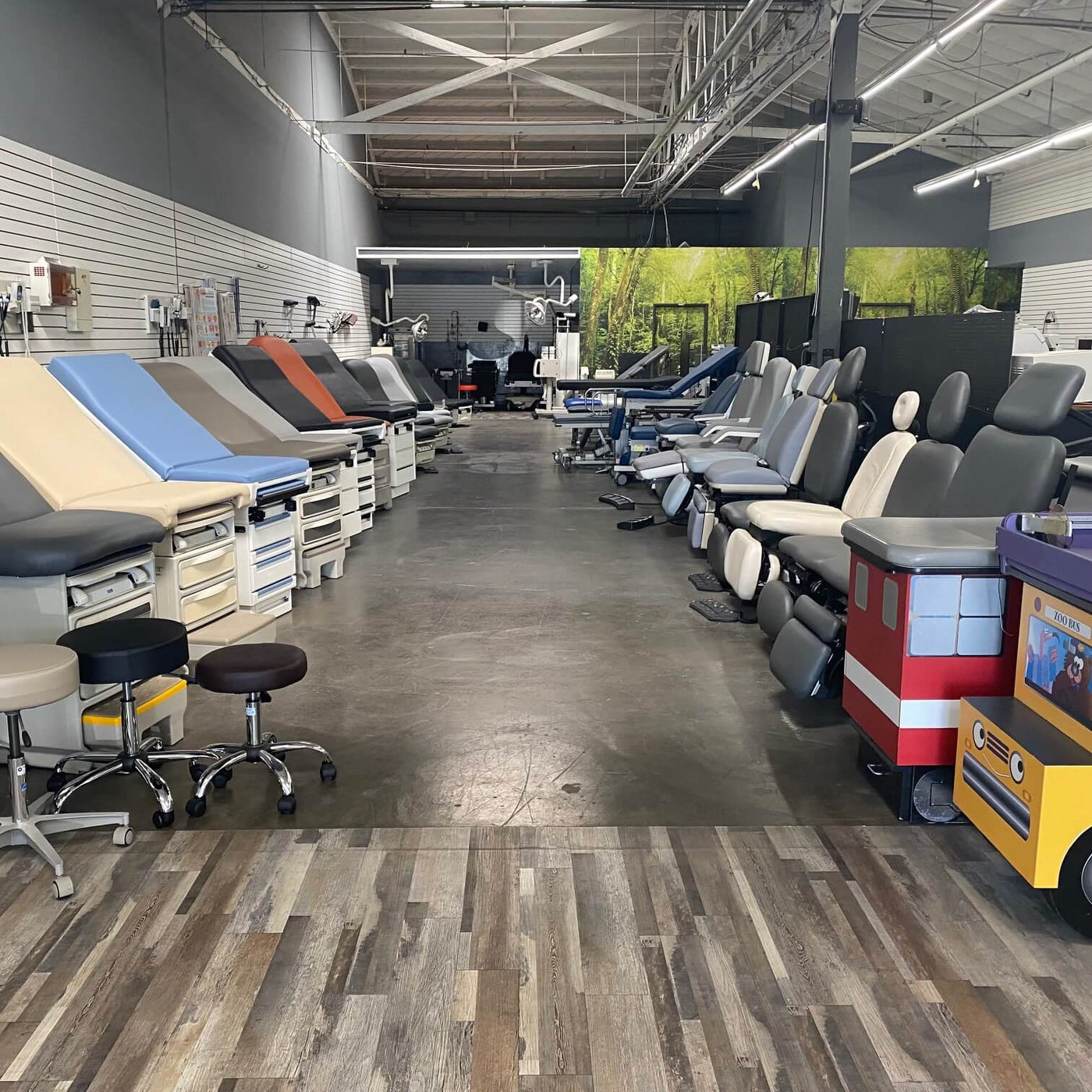 Specialty Exam Tables & Chairs