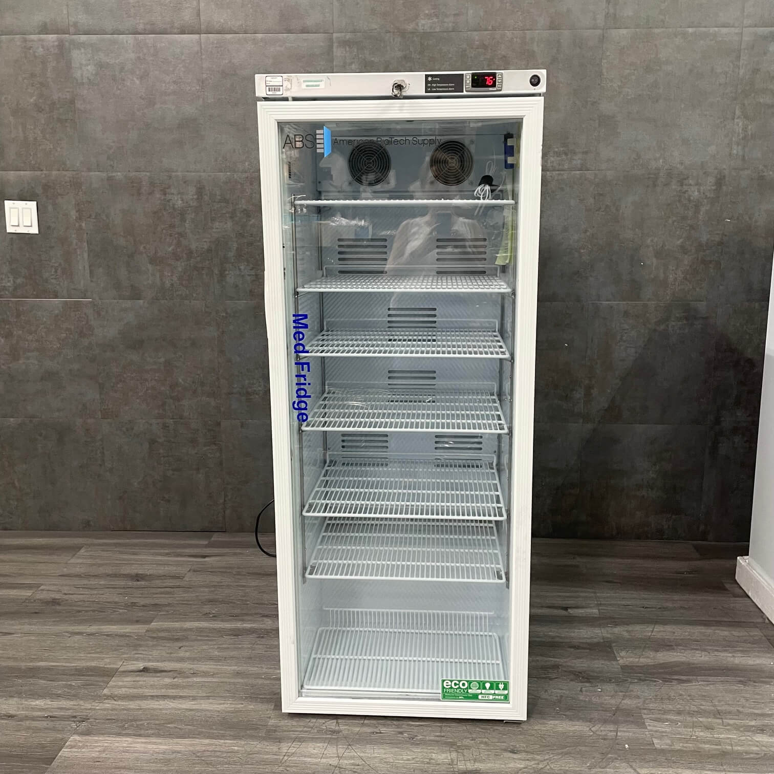 ABS ABT H.C 10pg Refrigerator