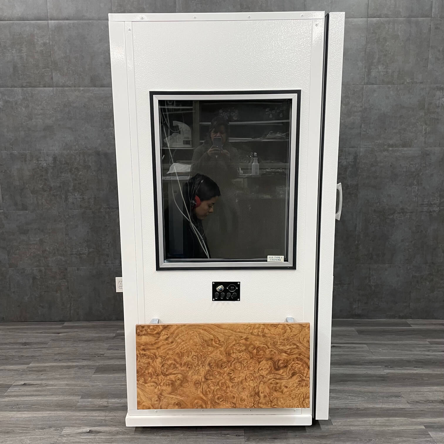 Acoustic Systems  RE-130 Audio Booth