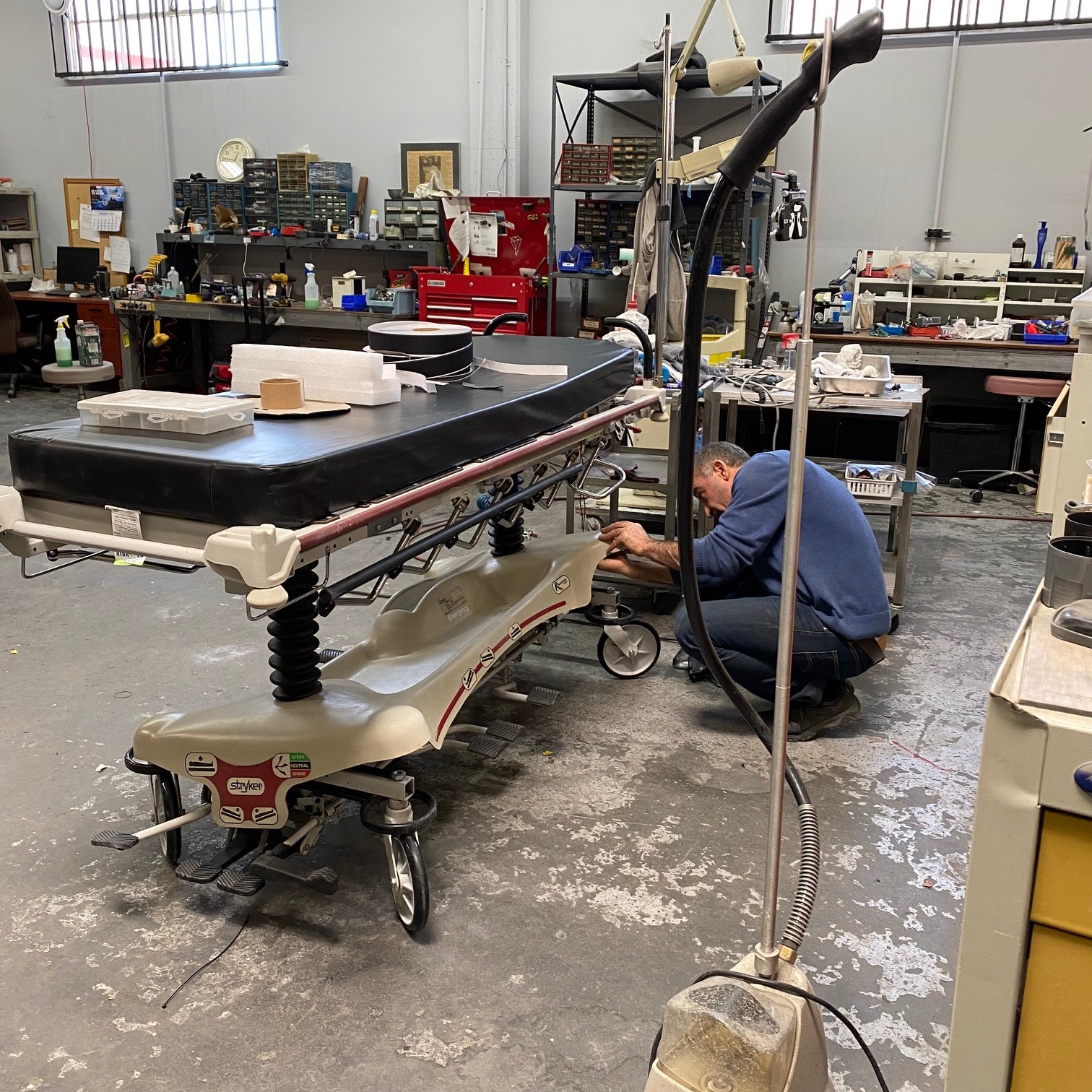 Hospital Gurney Repair, Hospital Stretcher Repair. Gurney Angelus