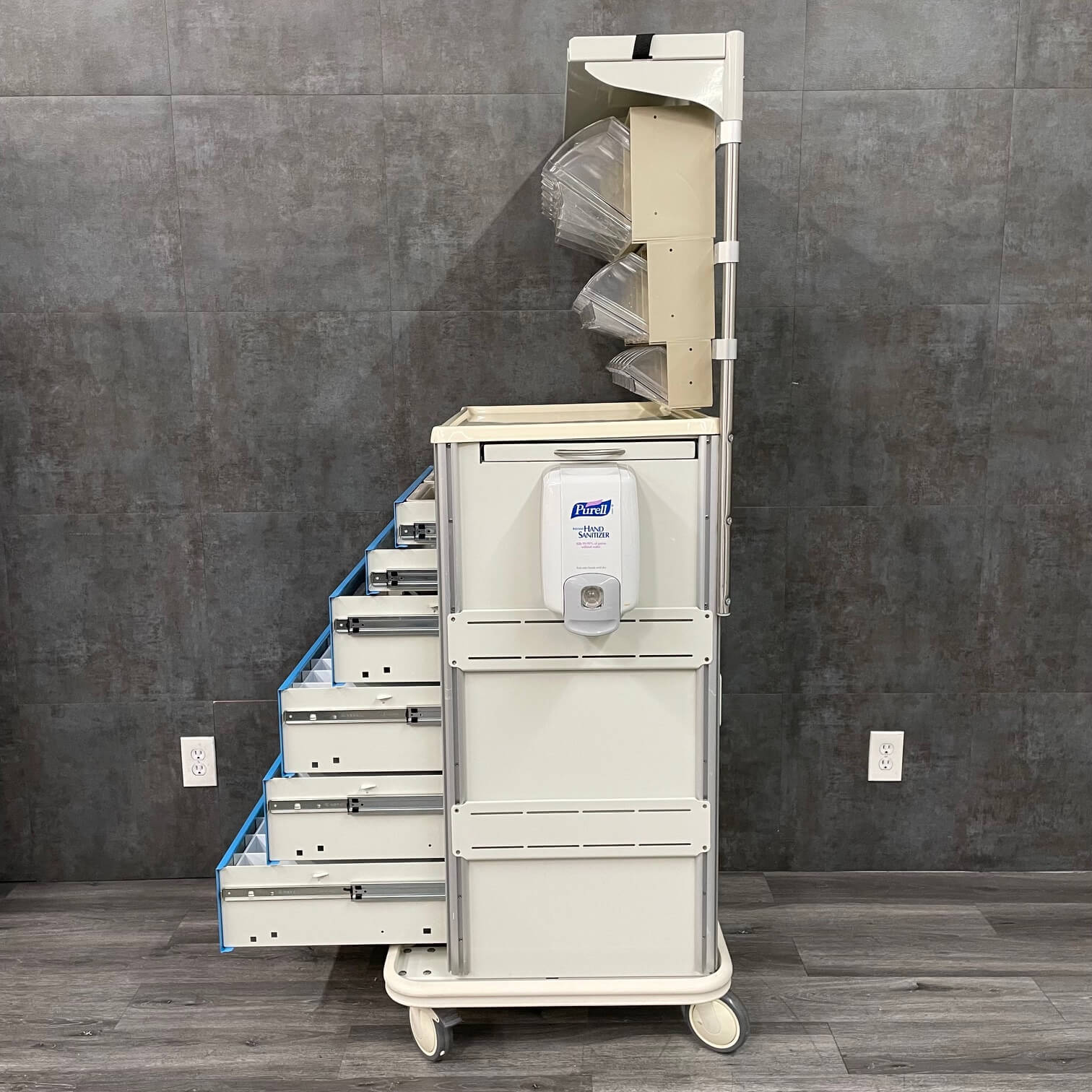 Armstrong Medical Wel Cart medication cart
