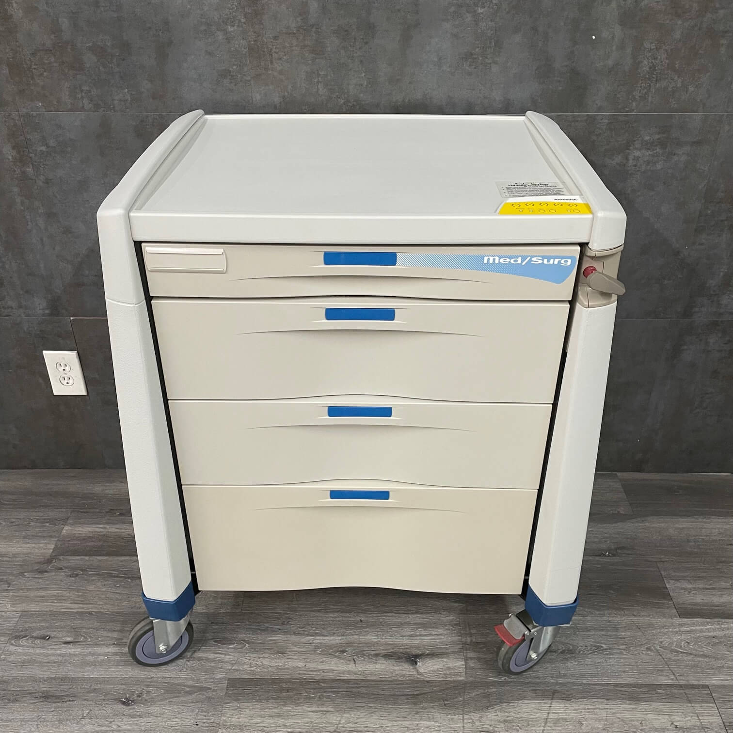 Capsa Avalo Medication Cart with Artomick Security Lock Angelus Medical and Optical