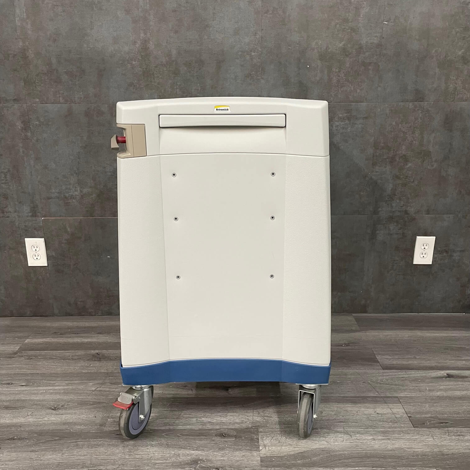 Capsa Avalo Medication Cart with Artomick Security Lock Angelus Medical and Optical