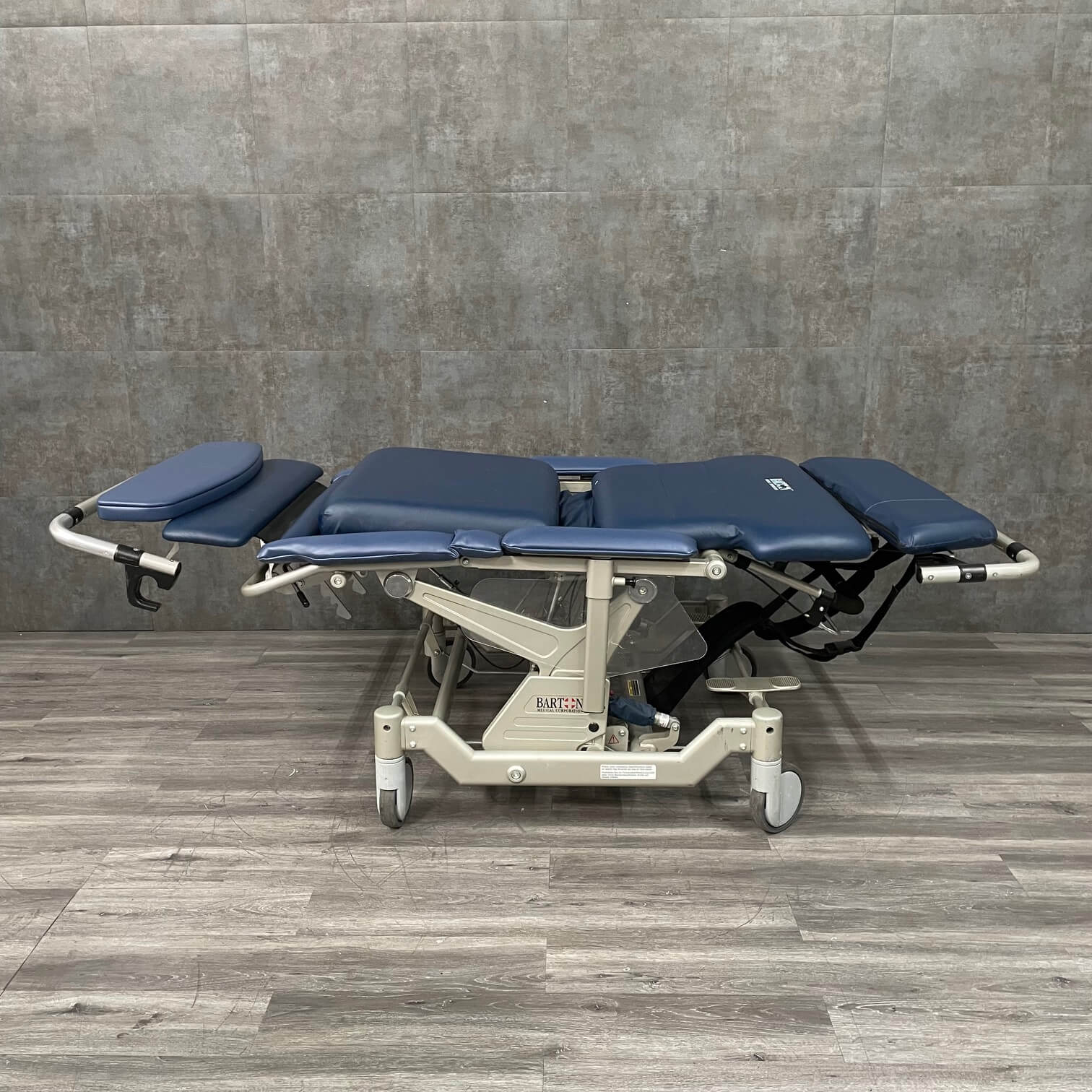 Barton I-700 Bariatric convertible chair
