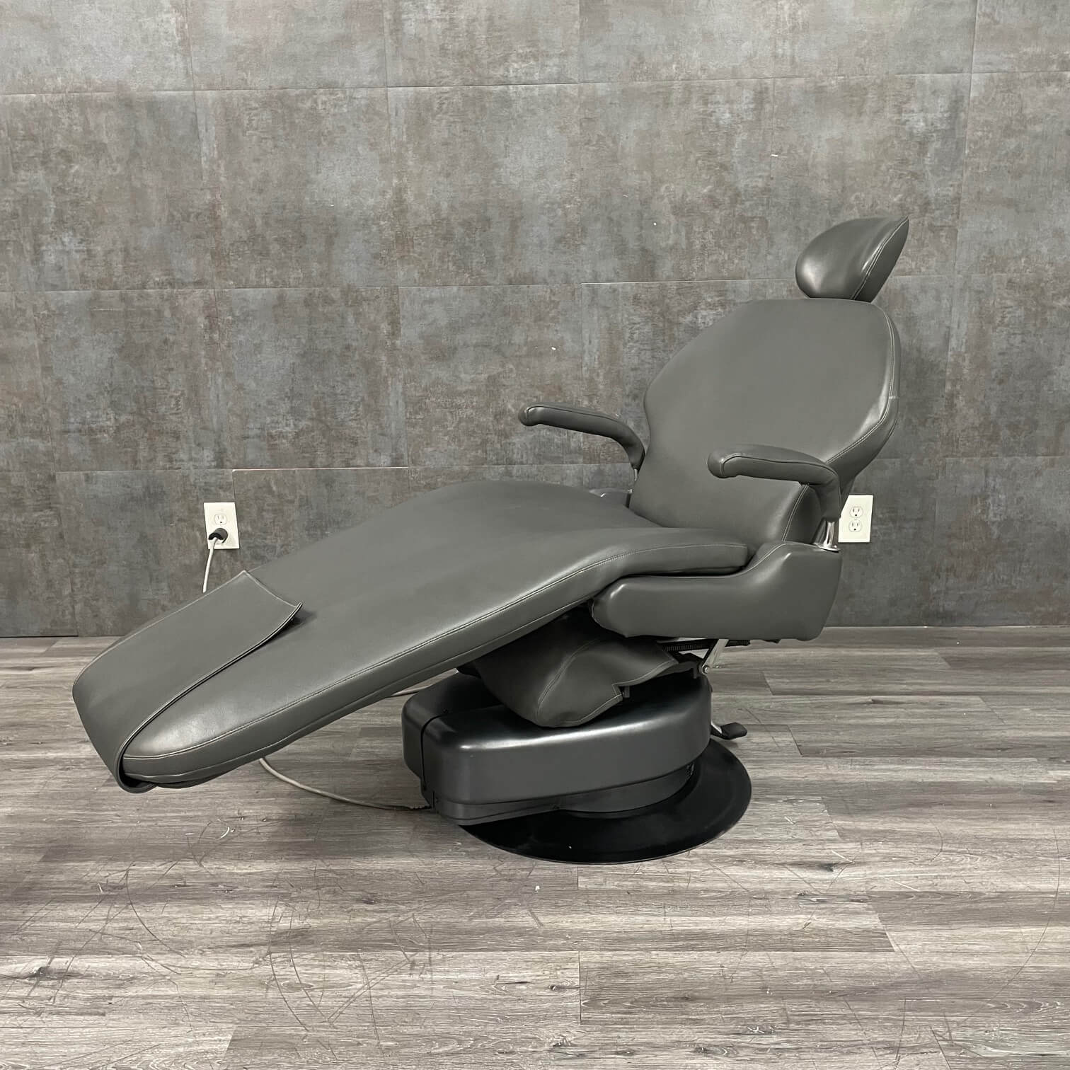 Belmont 024 Dental Chair
