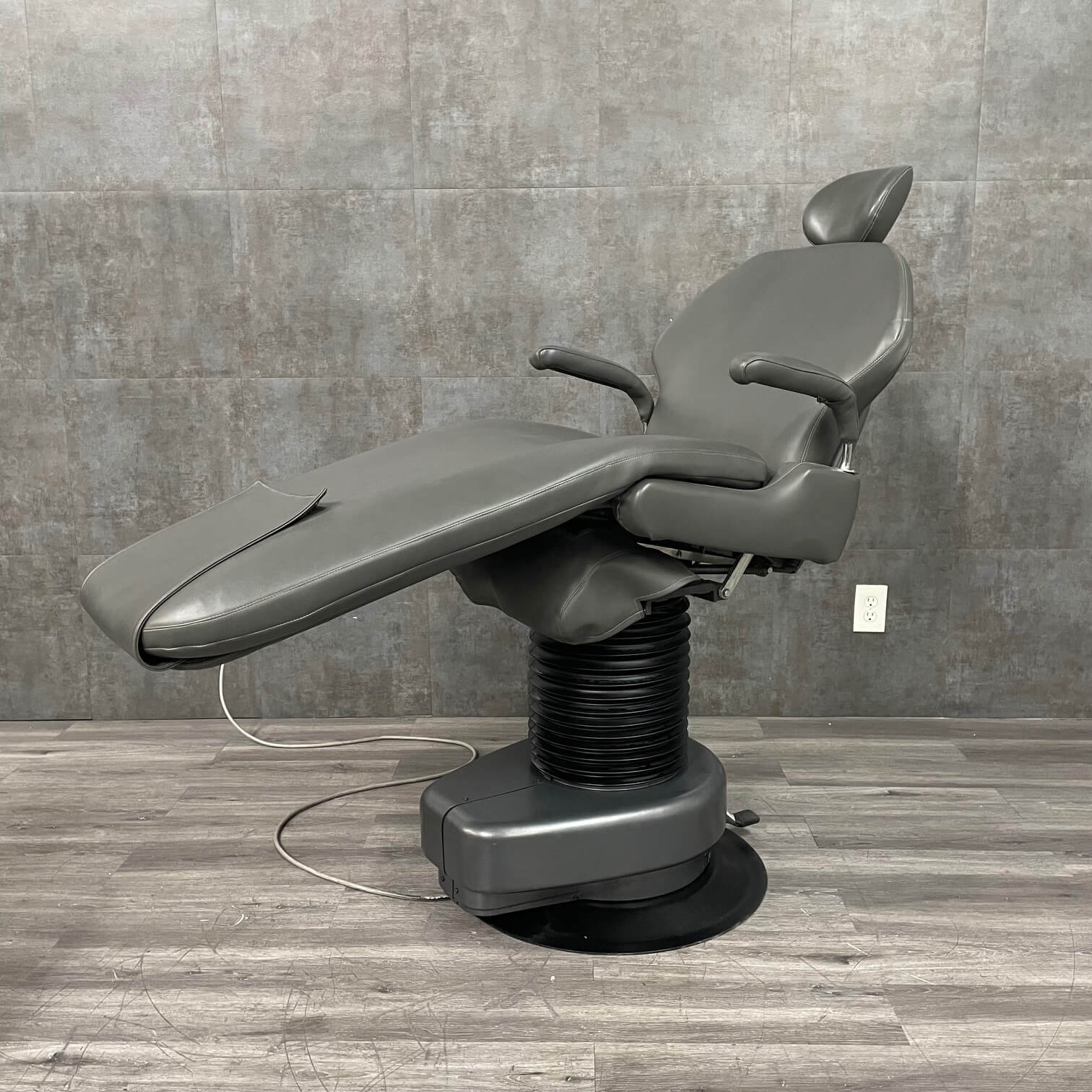 Belmont 024 Dental Chair
