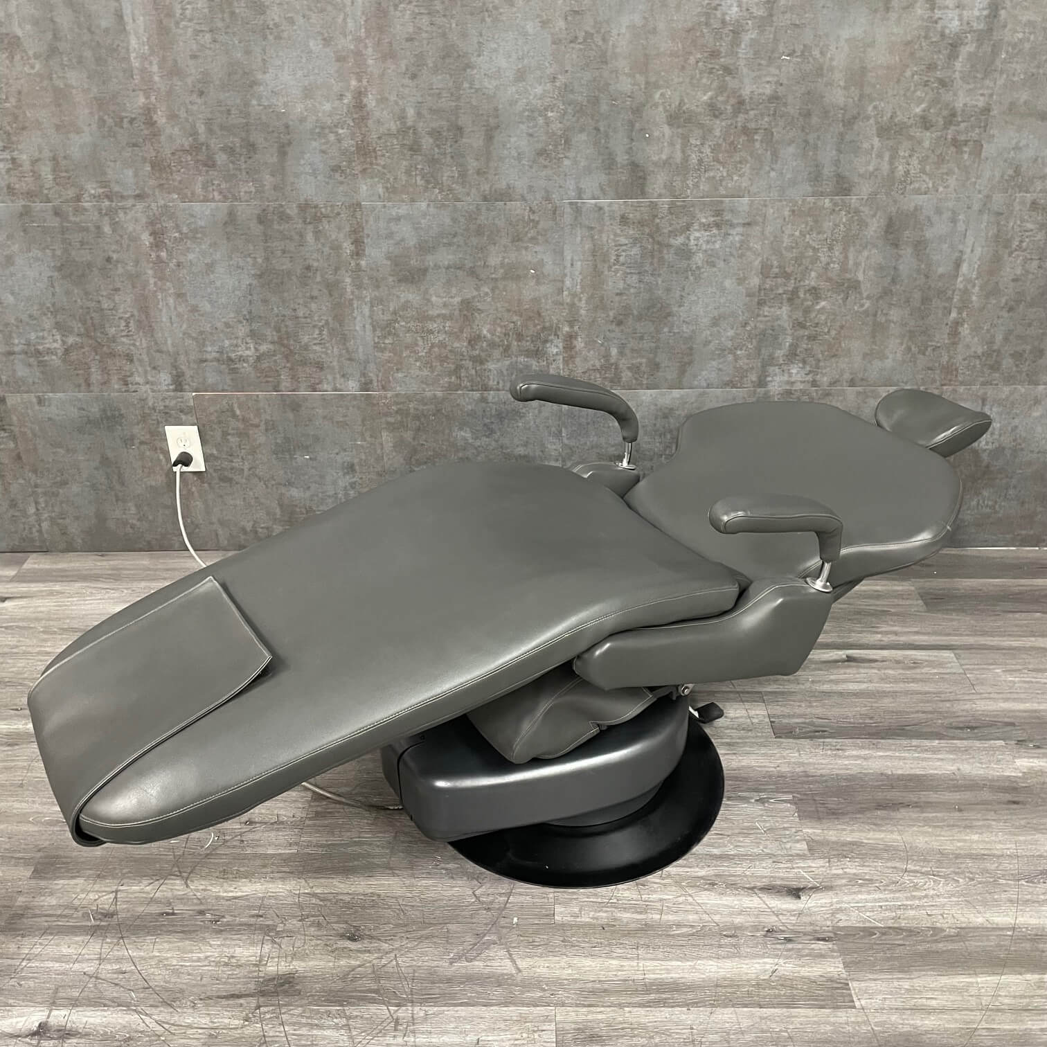 Belmont 024 Dental Chair
