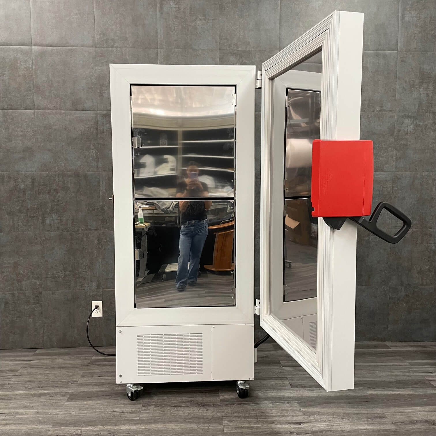 Binder Ultra Low Freezer - For Sale shown with both internal doors closed