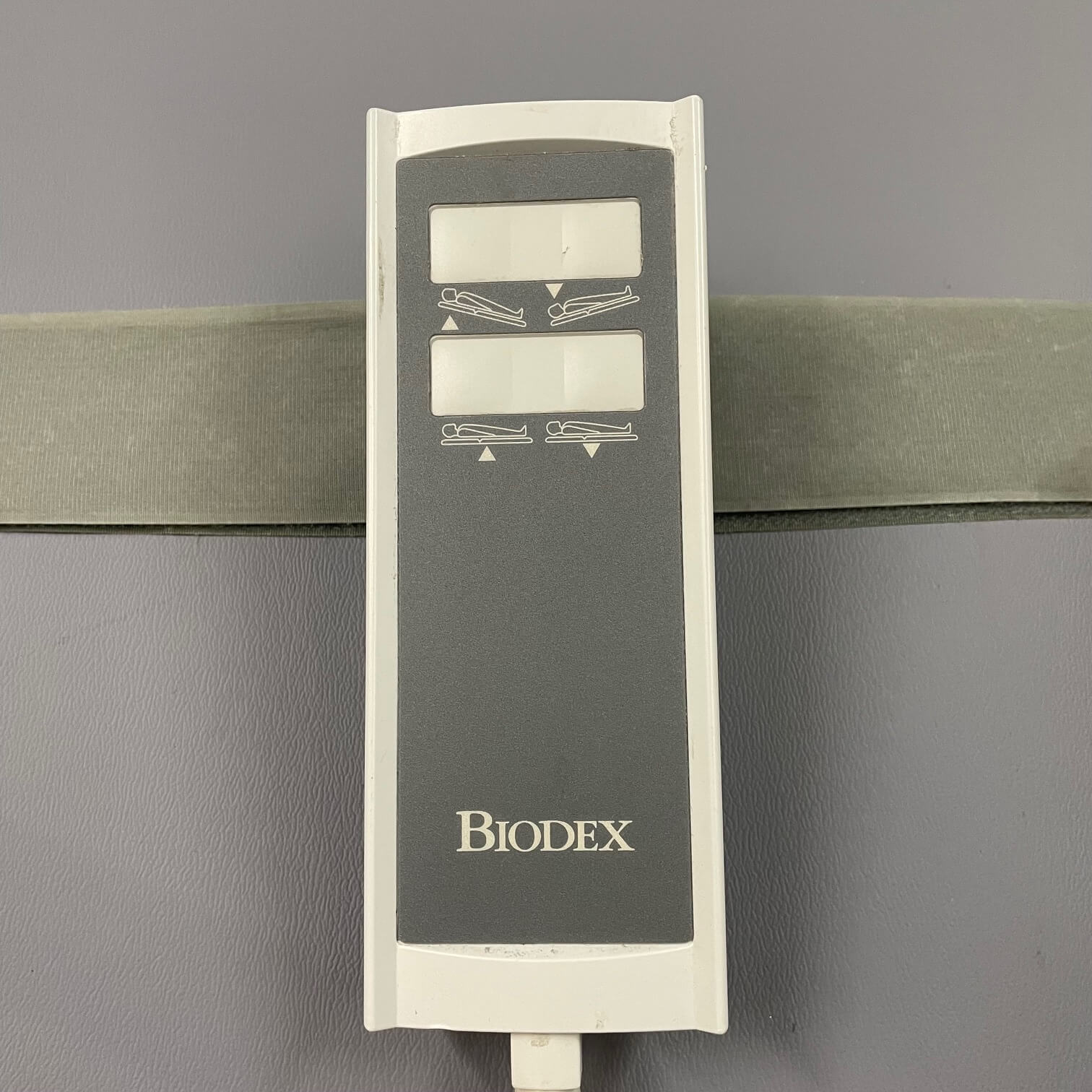 Biodex Ultra Pro 056694 Medical Treatment Table with Stirrups