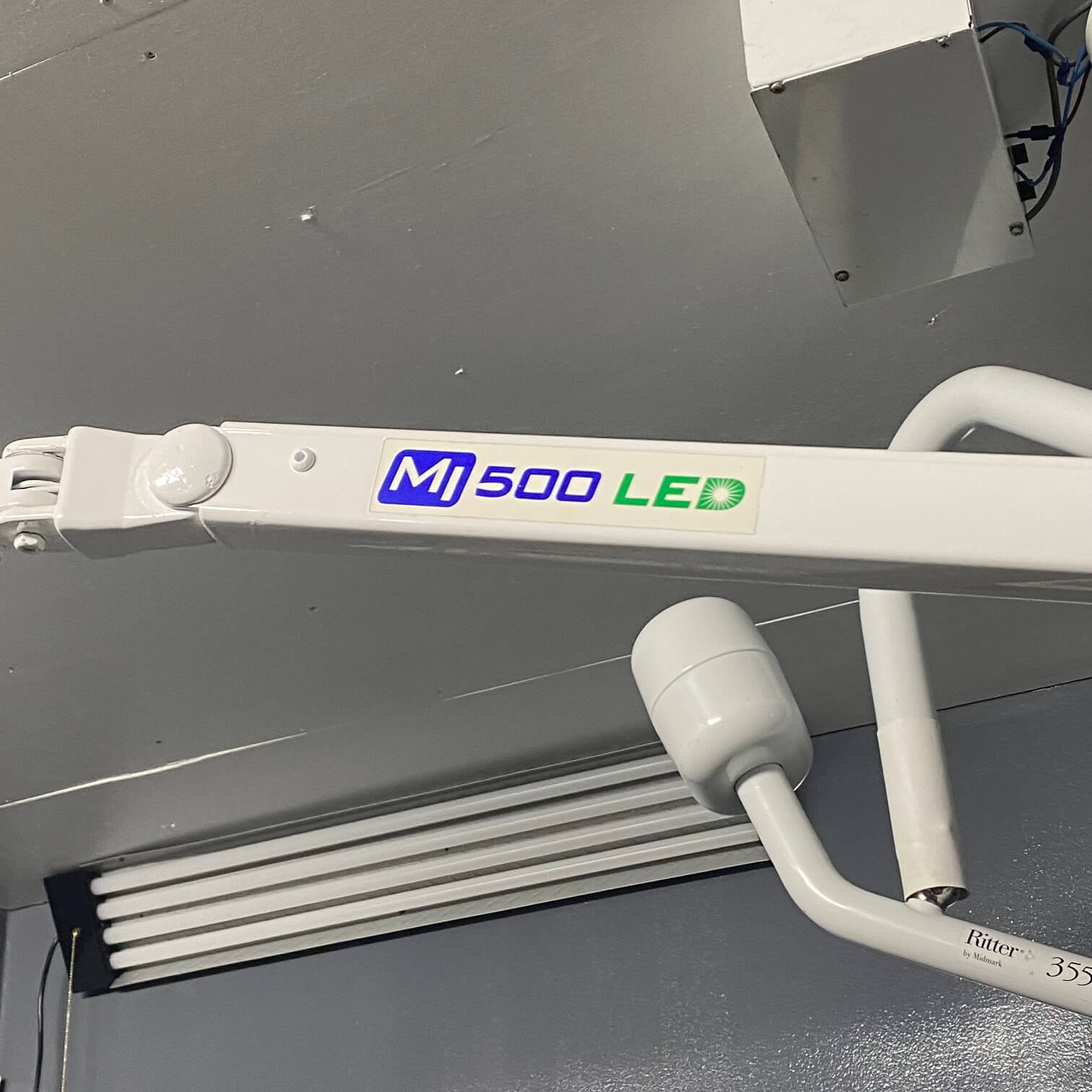 Bovie MI500 LED light