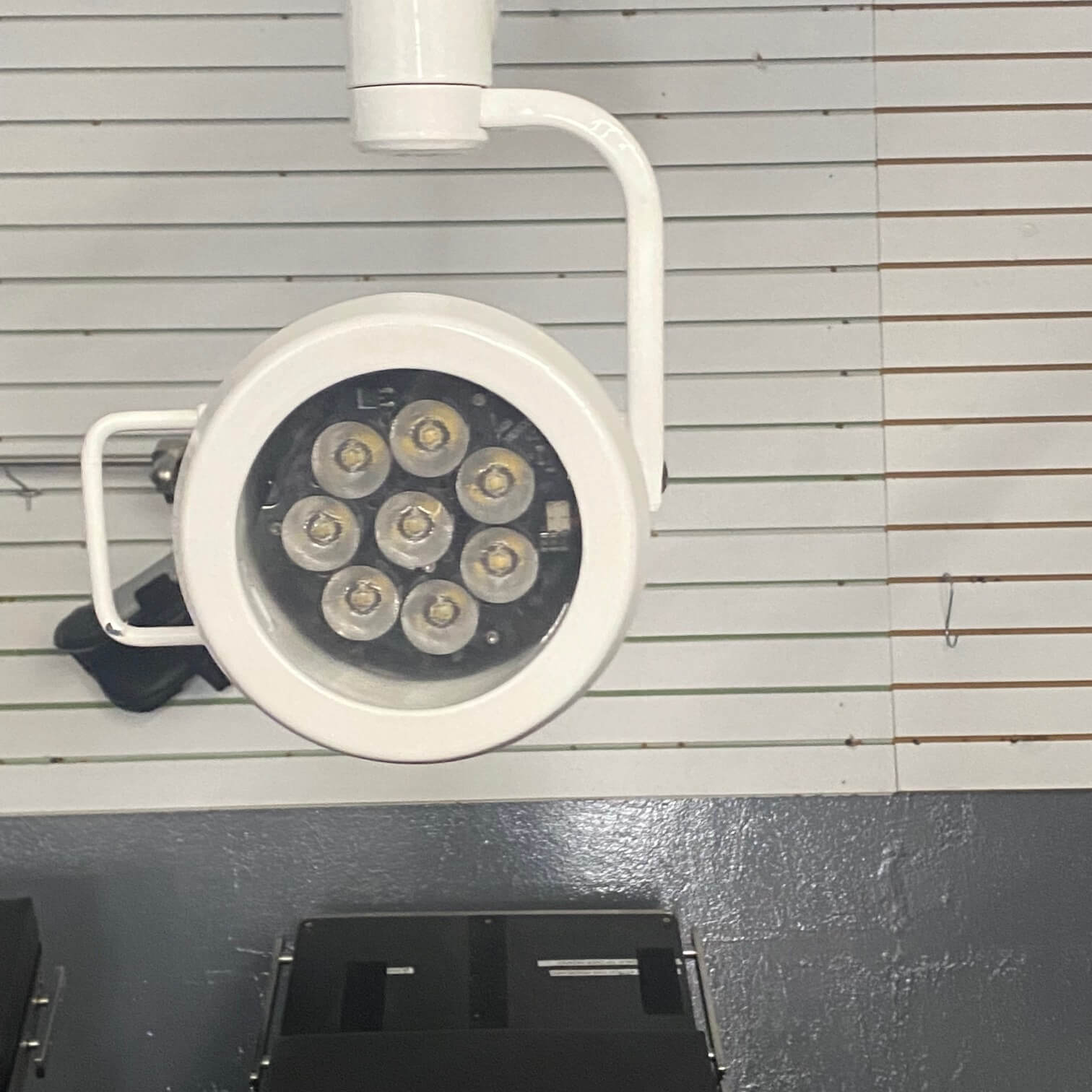 Bovie LED Surgical Light