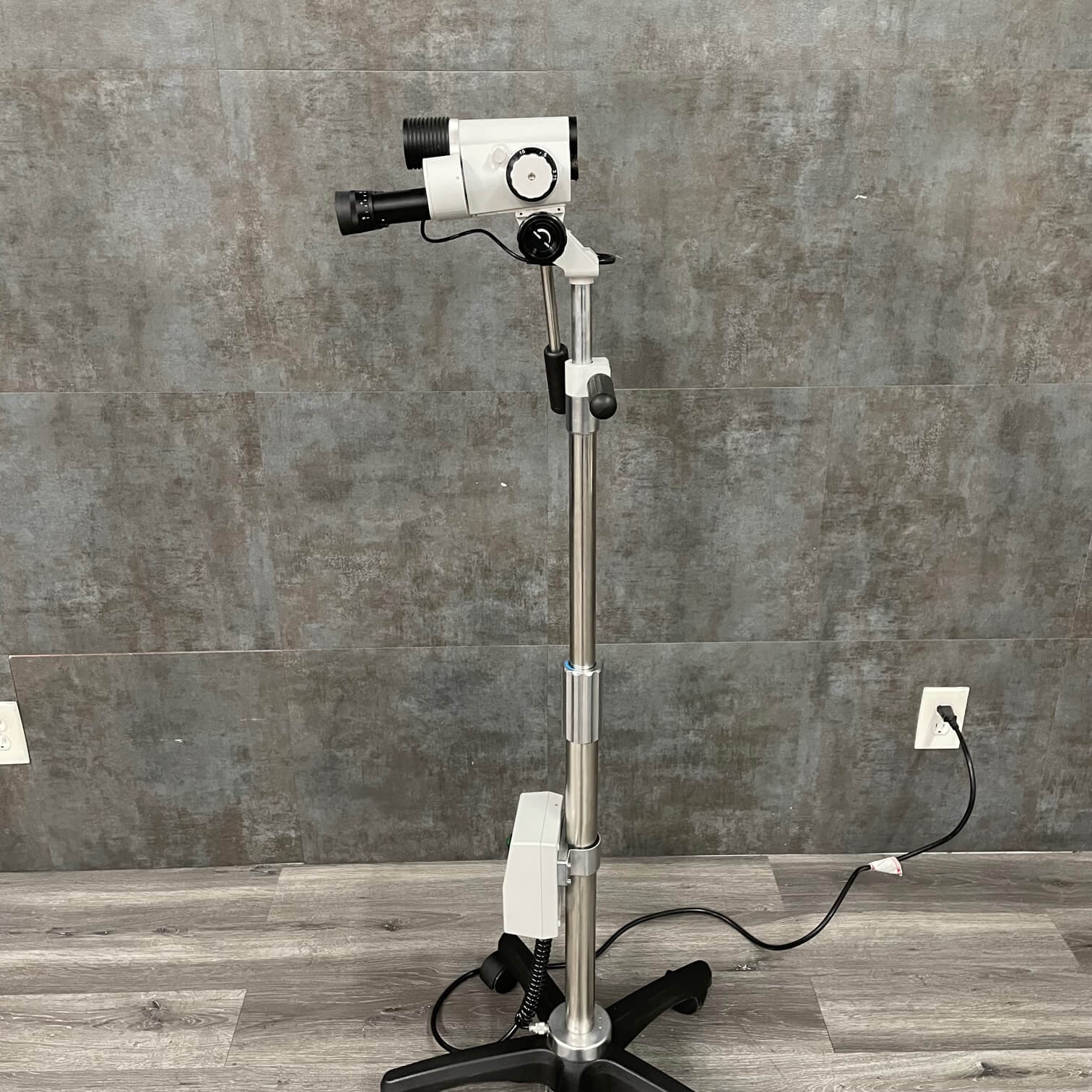 Bovie Colpo Master III LED Colposcope - – Angelus Medical and Optical
