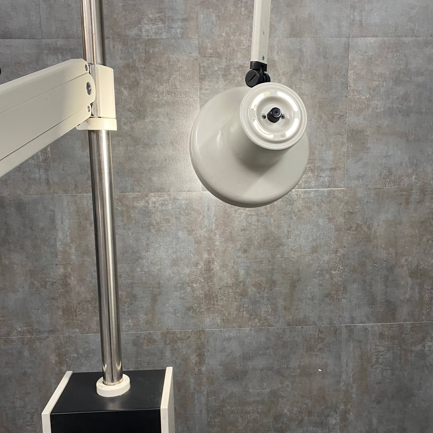 Burton Ophthalmic Stand