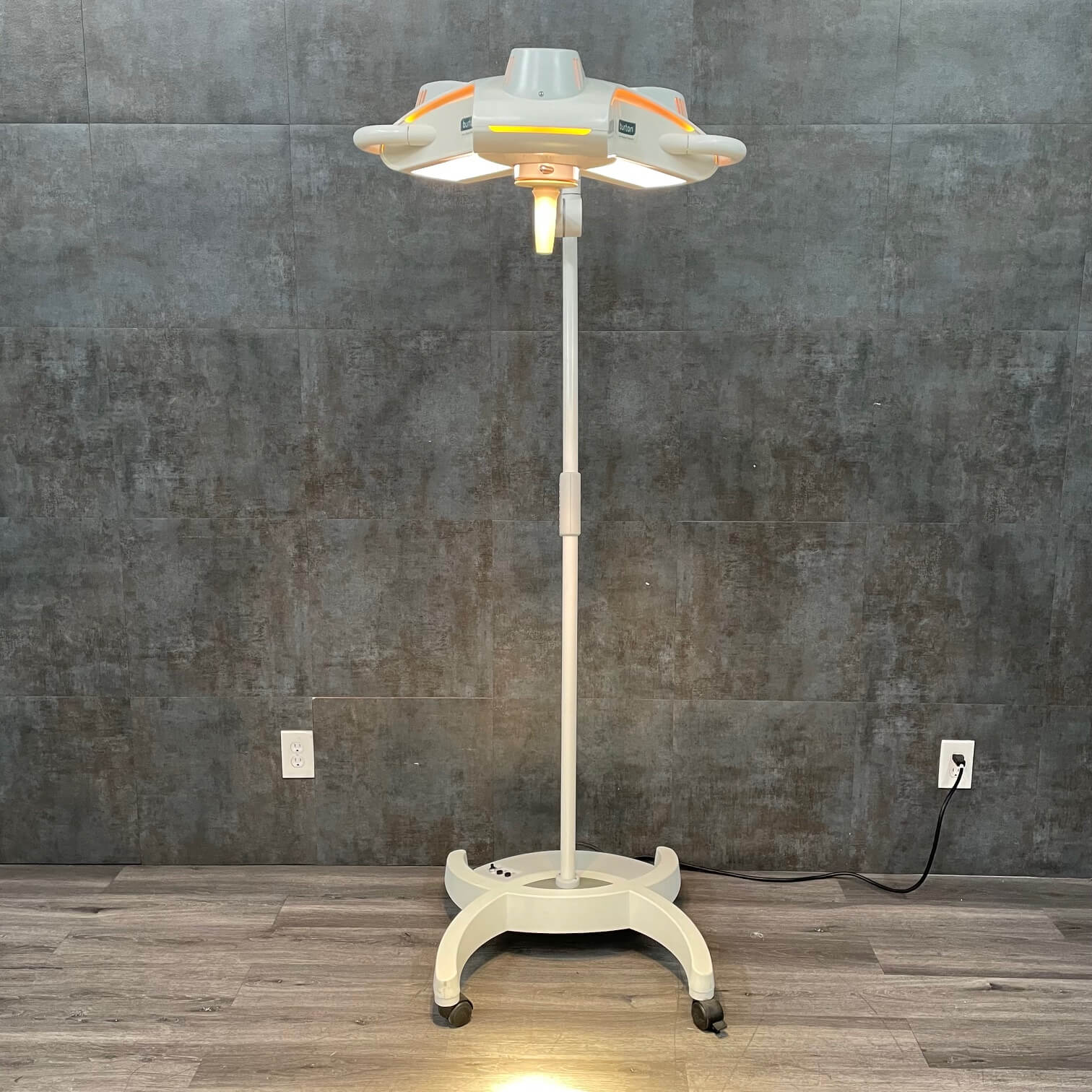 Mobile Surgical Light Price