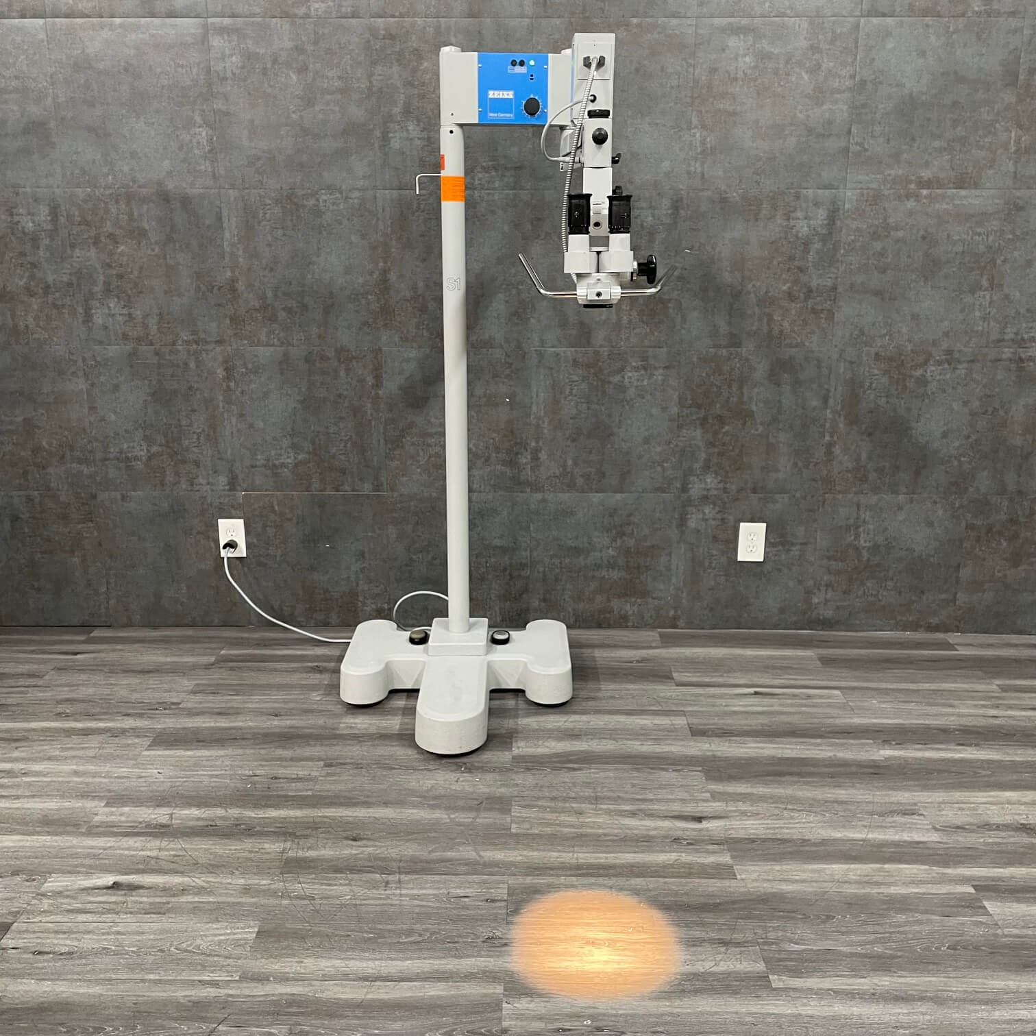 Carl Zeiss OPMI 9-FC Surgical Microscope