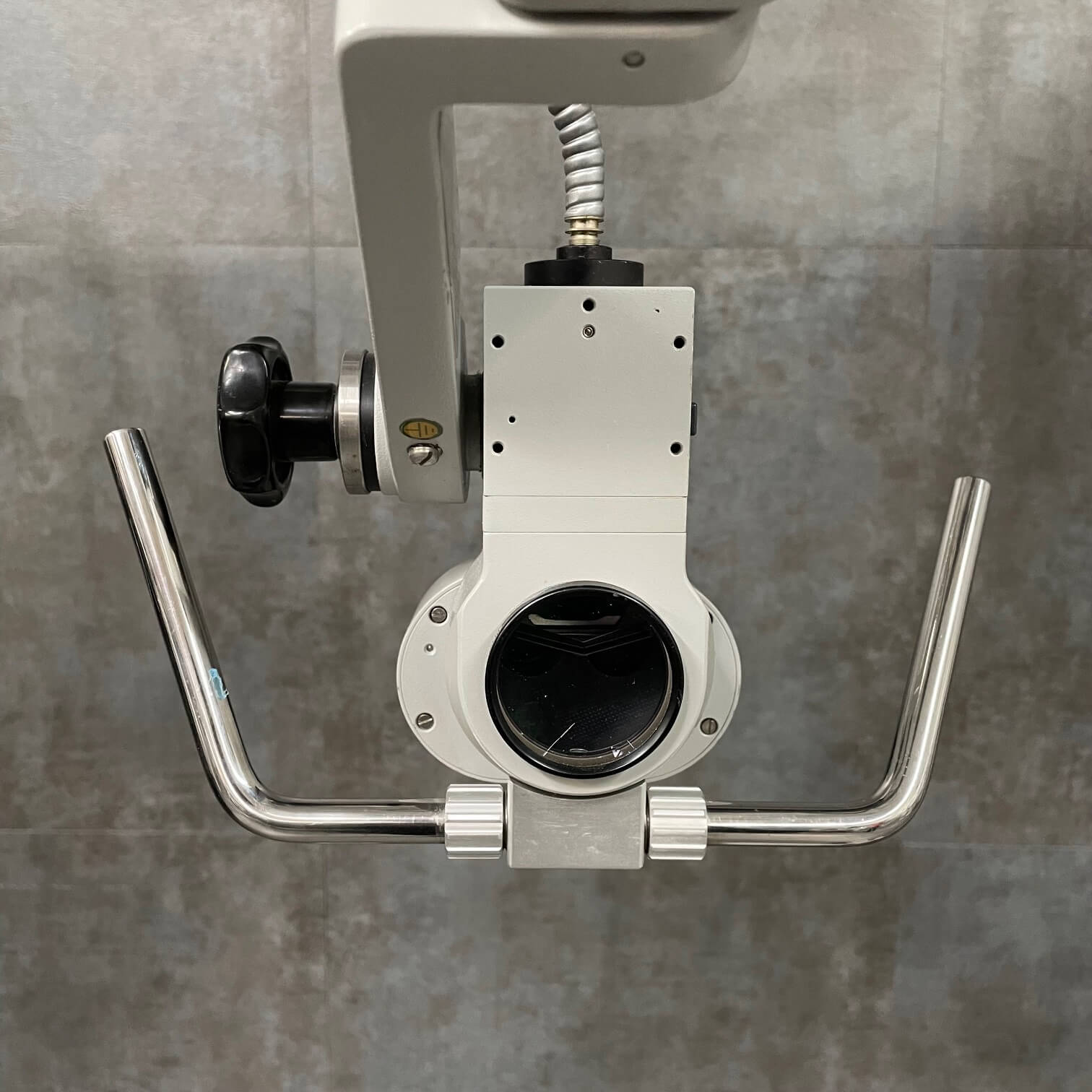 Zeiss  OPMI 9FC Microscope at Angelus medical