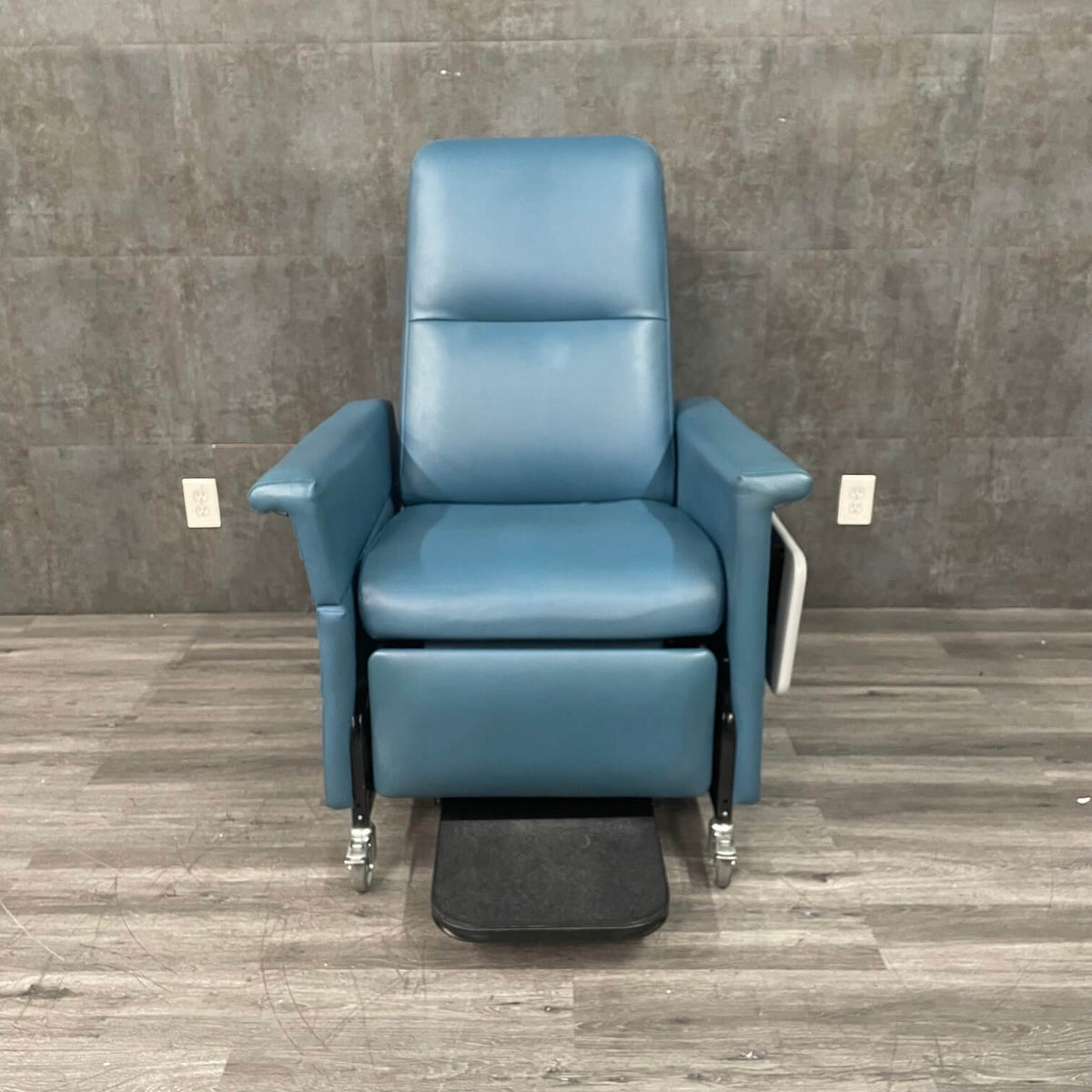 Champion Classic Recliner Price