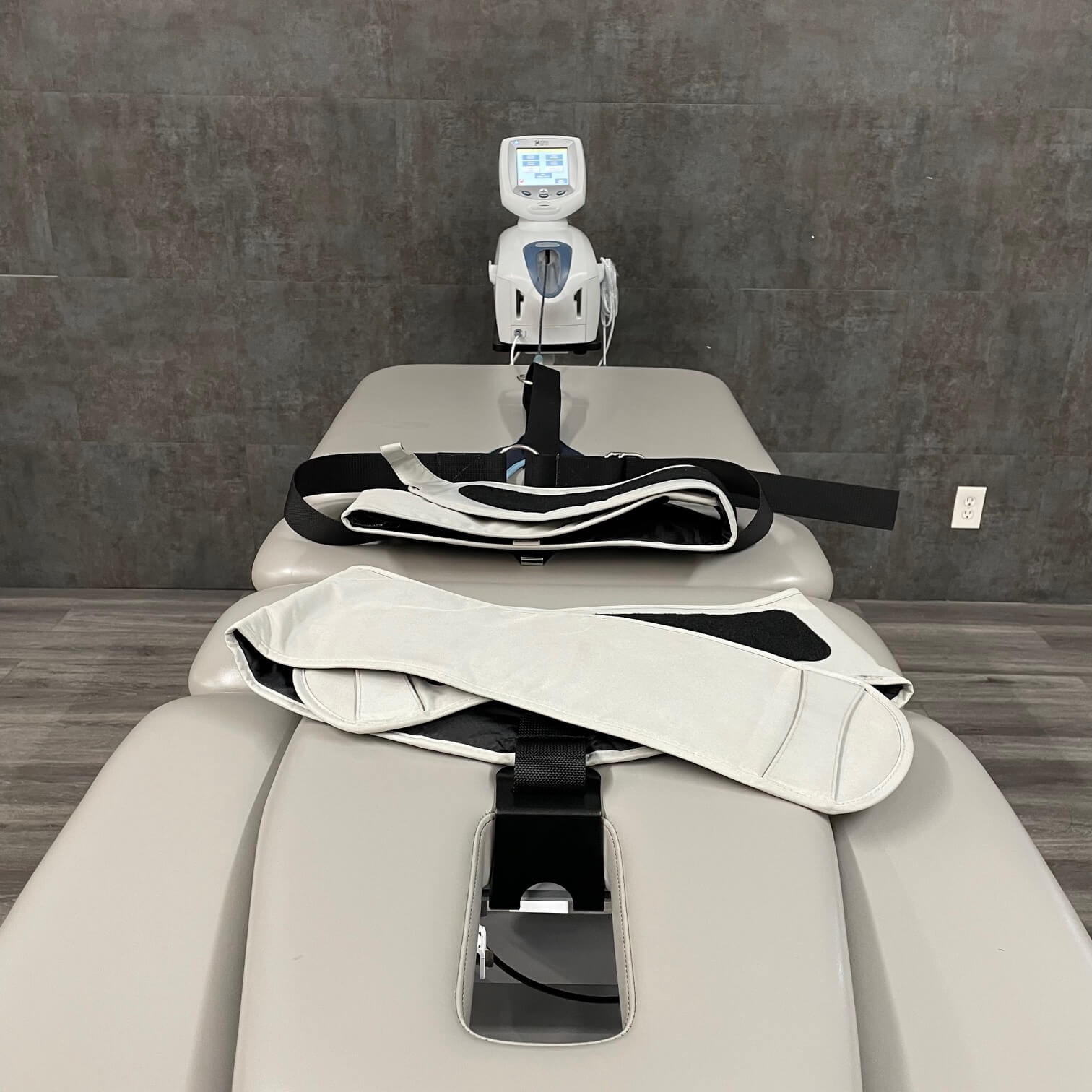 Chattanooga Triton 6M Table with DTS Package