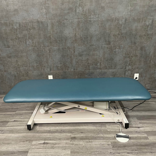 Clinton 80100 Power Treatment Table