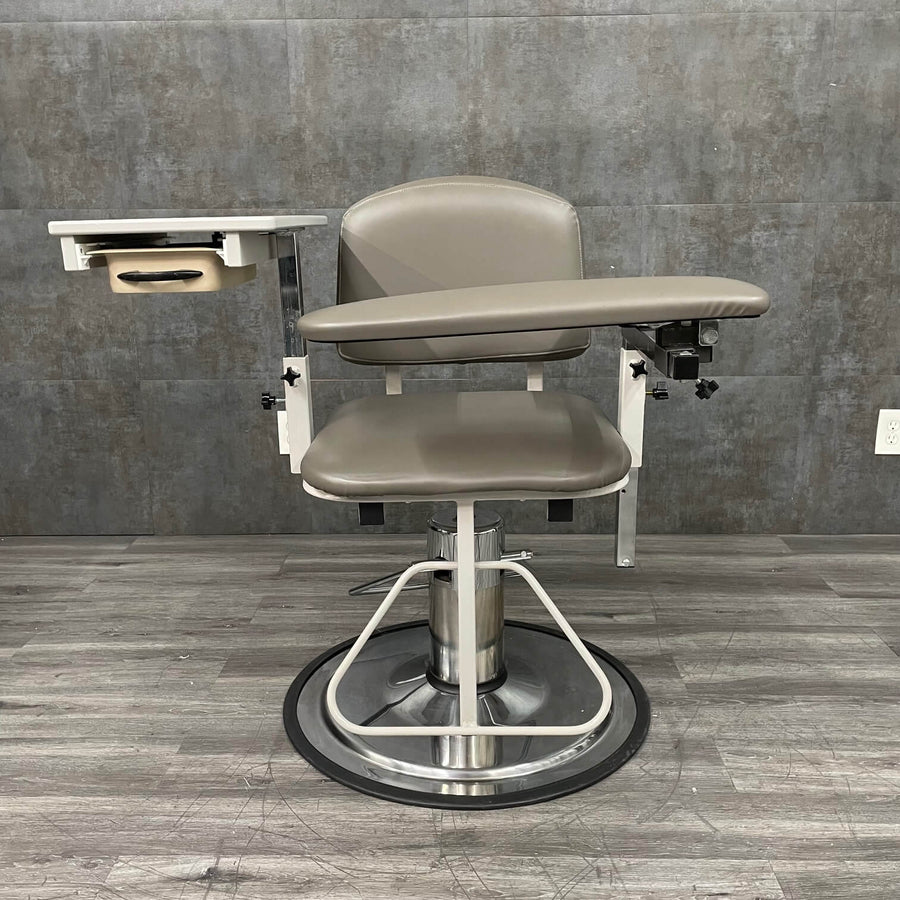 Clinton Padded Hydraulic Blood Draw Chair 