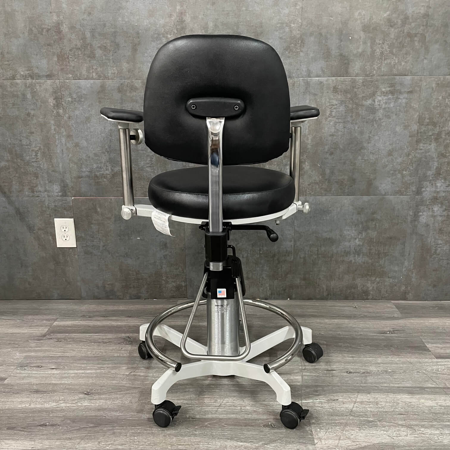 professional surgeon chair with backrest support and foot control