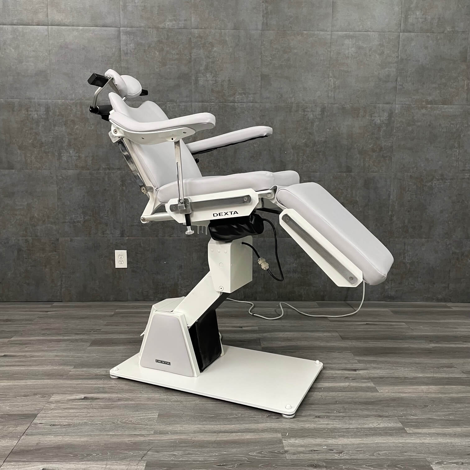 Dexta 9S Oral Surgery Chair – Angelus Medical and Optical