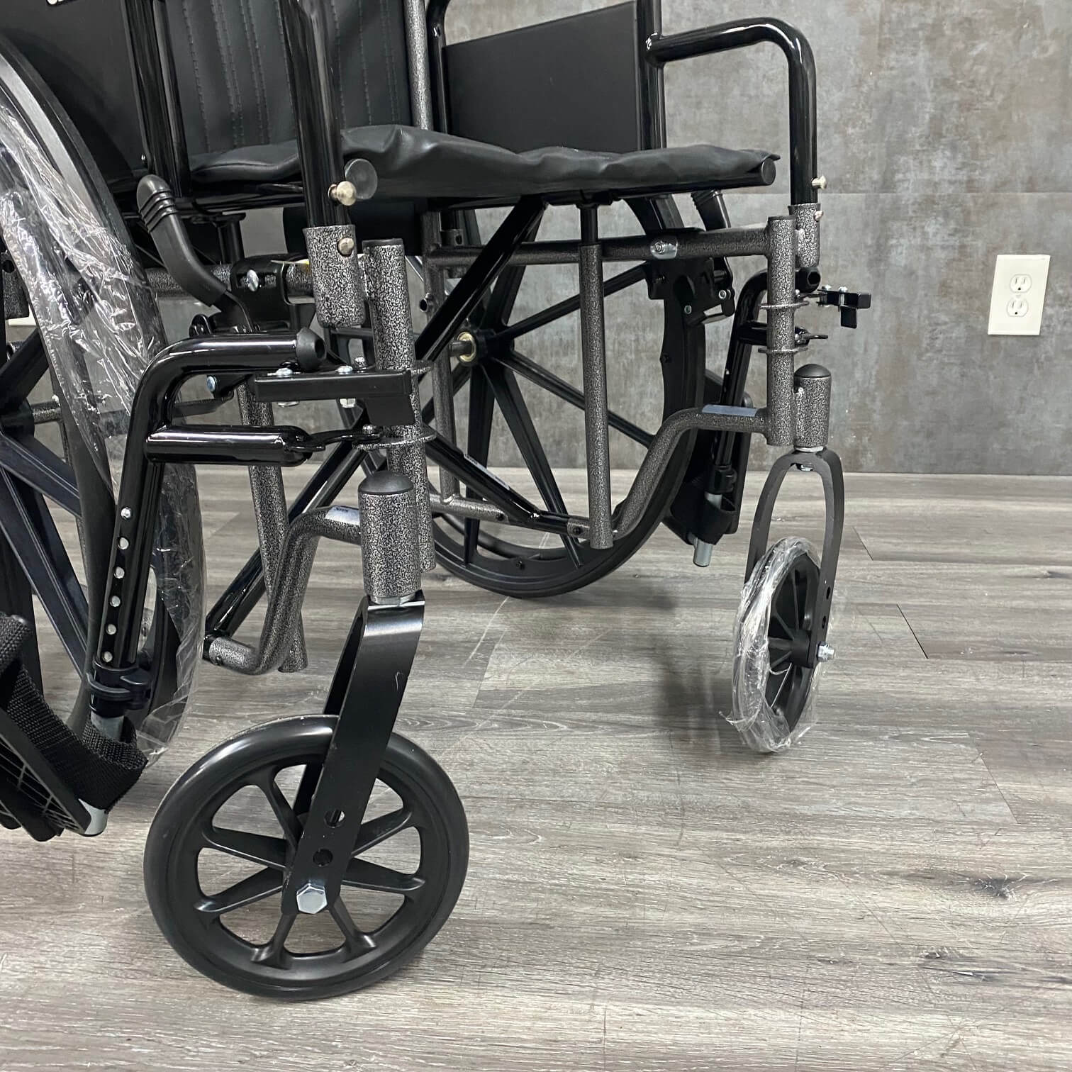 Drive Silver Sport 2 wheelchair - Angelus Medical