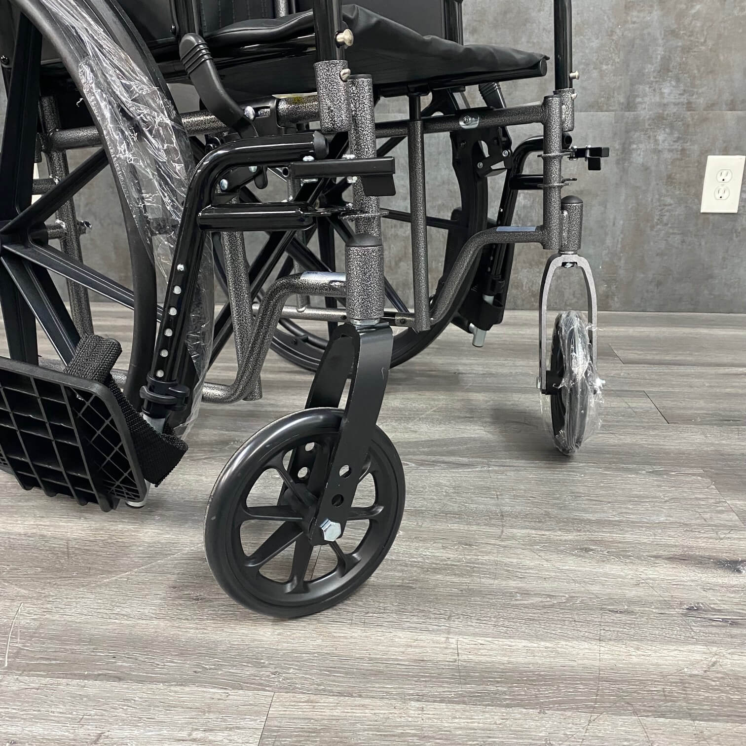 Drive Silver Sport 2 wheelchair - Angelus Medical