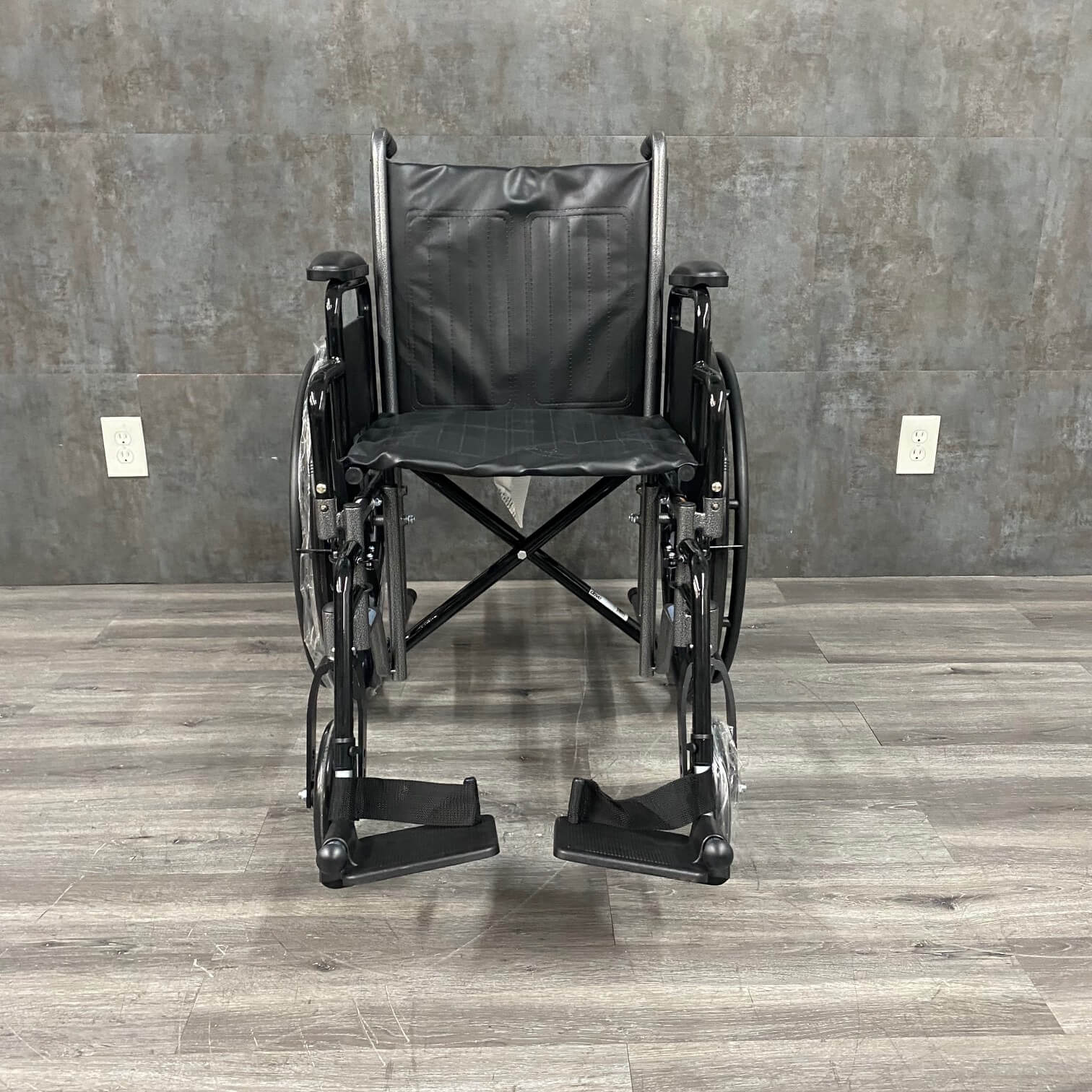 Drive Silver Sport 2 wheelchair - Angelus Medical