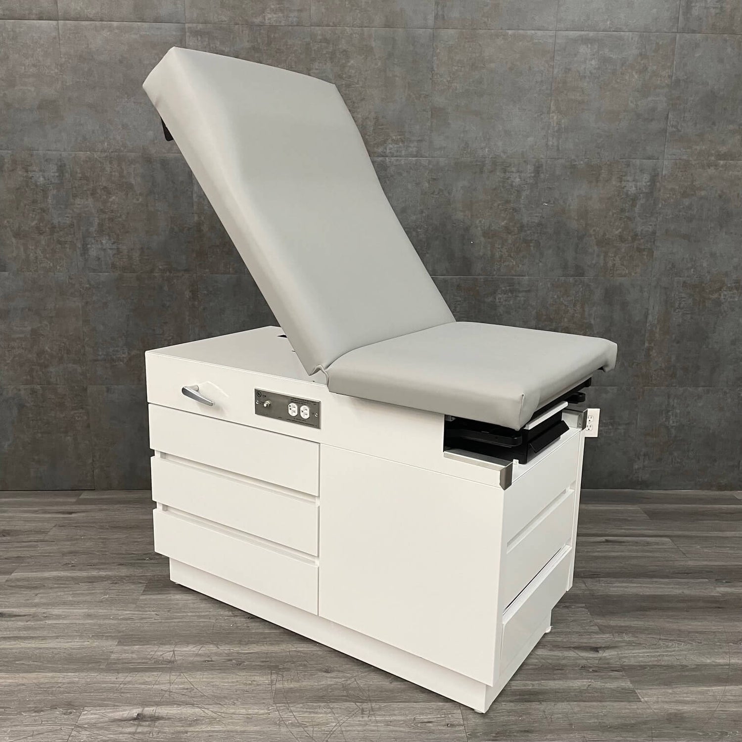 Enochs Excel Series Manual Exam Table