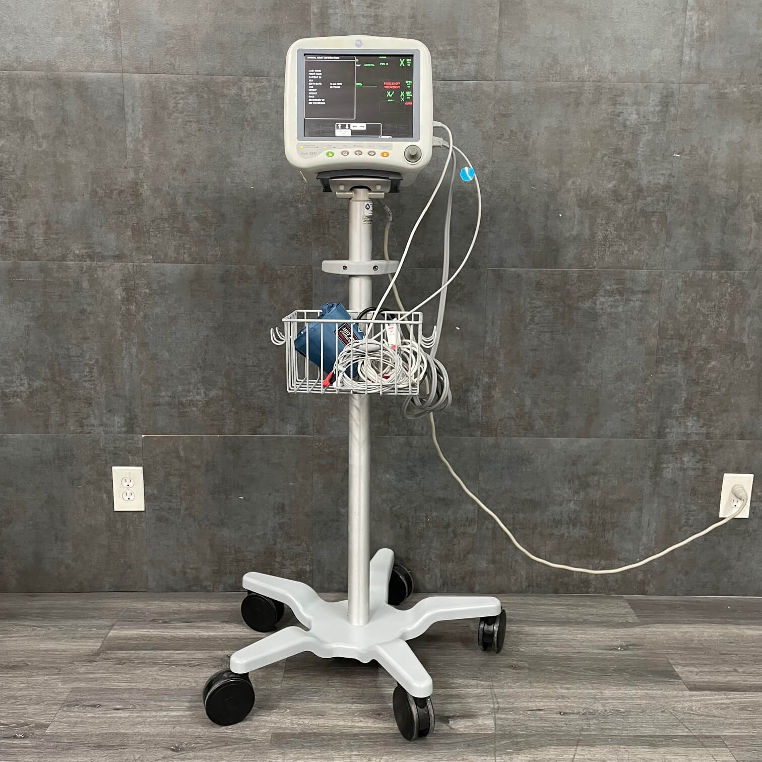 GE Patient Monitor near LAX 
