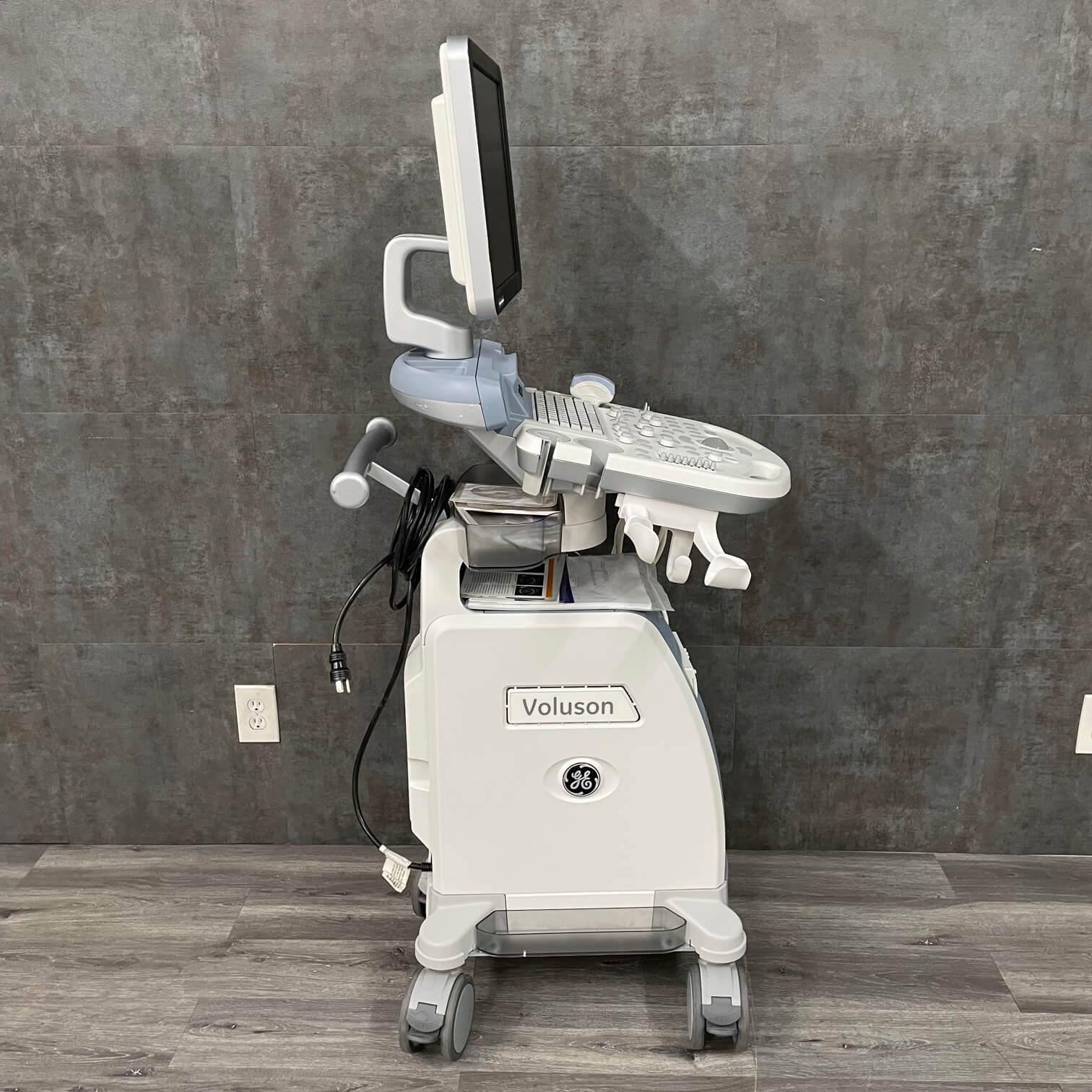 GE Voluson P8 Ultrasound - Angelus Medical