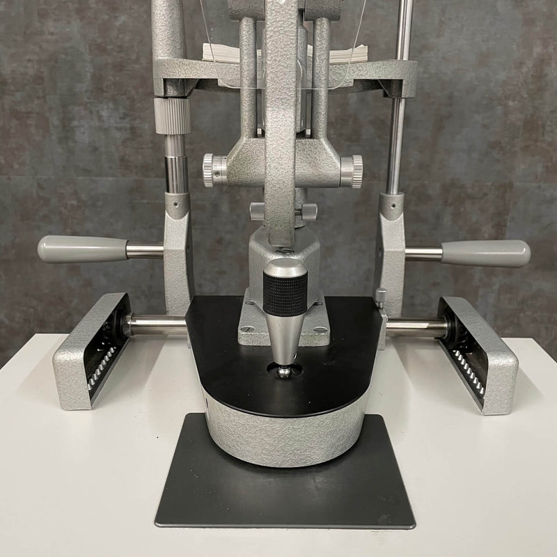 Haag-Streit BM900 Slit Lamp