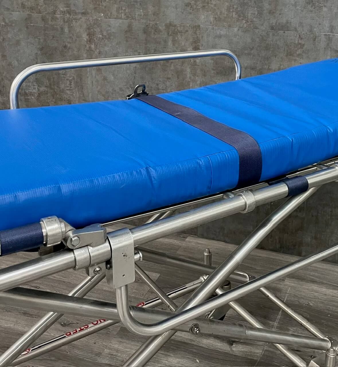 MRI Safe stretcher,ambulance gurney,ambulance cot Angelus Medical and