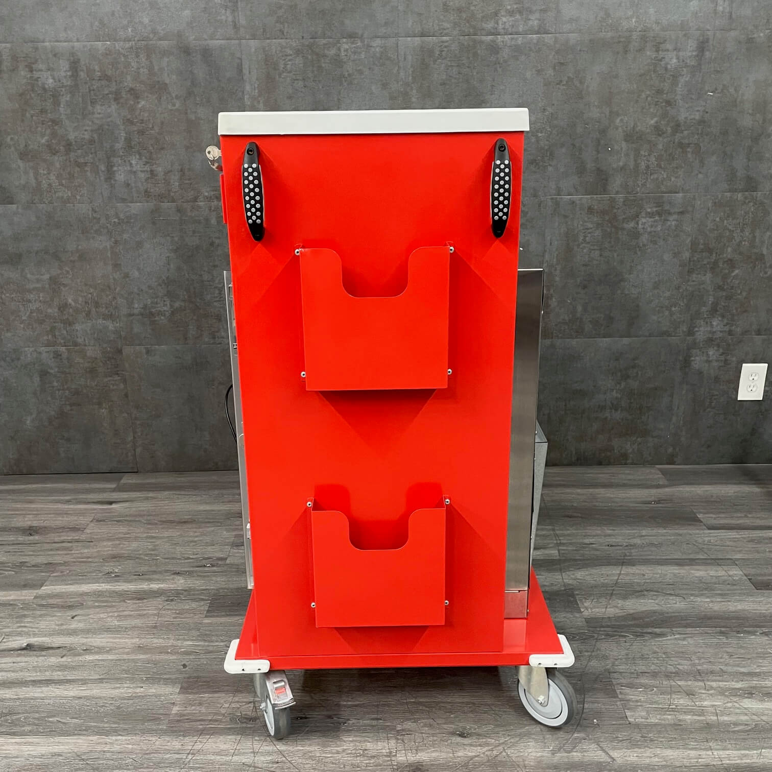 Medical Crash Cart Available near me in Los Angeles, Gardena, California