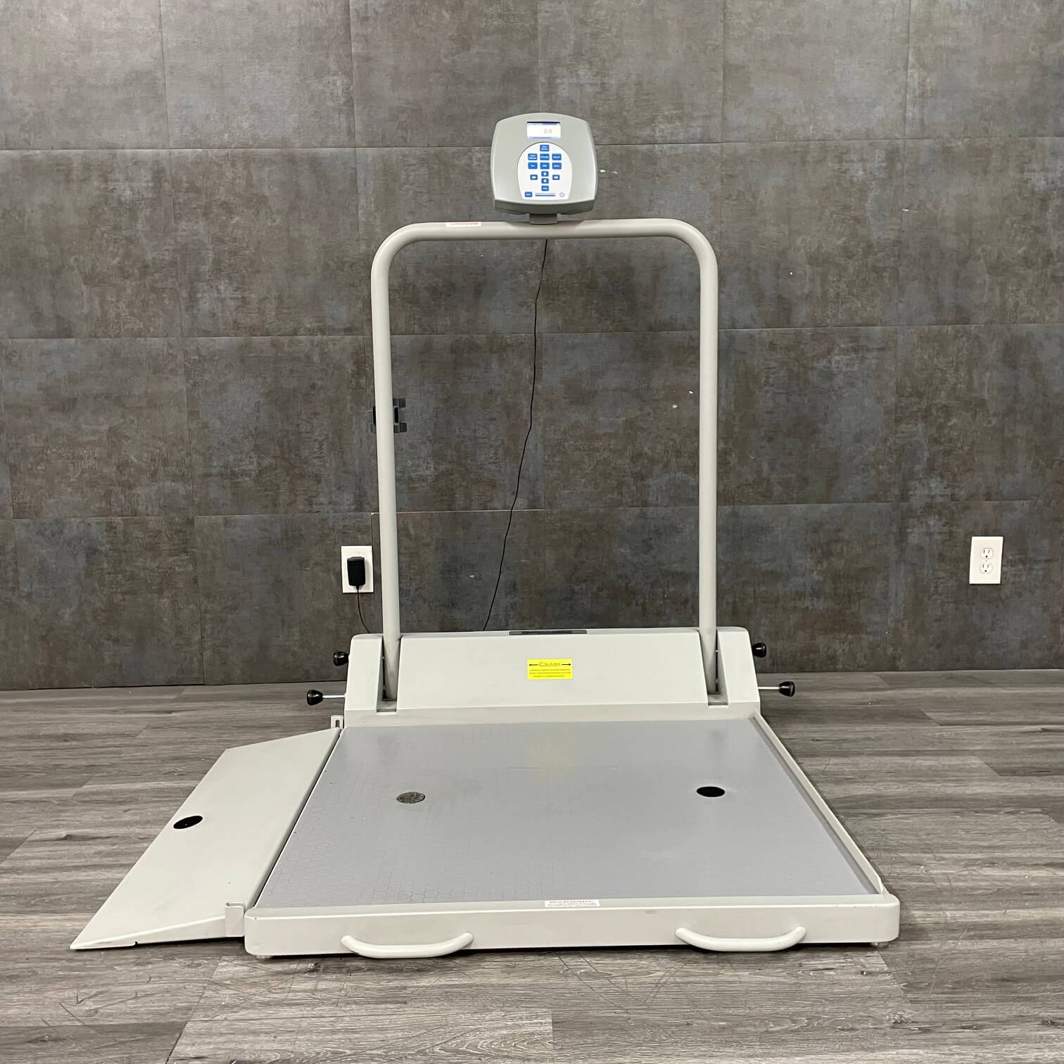 Refurbished Health o meter 2600KL Wheelchair Scale near me