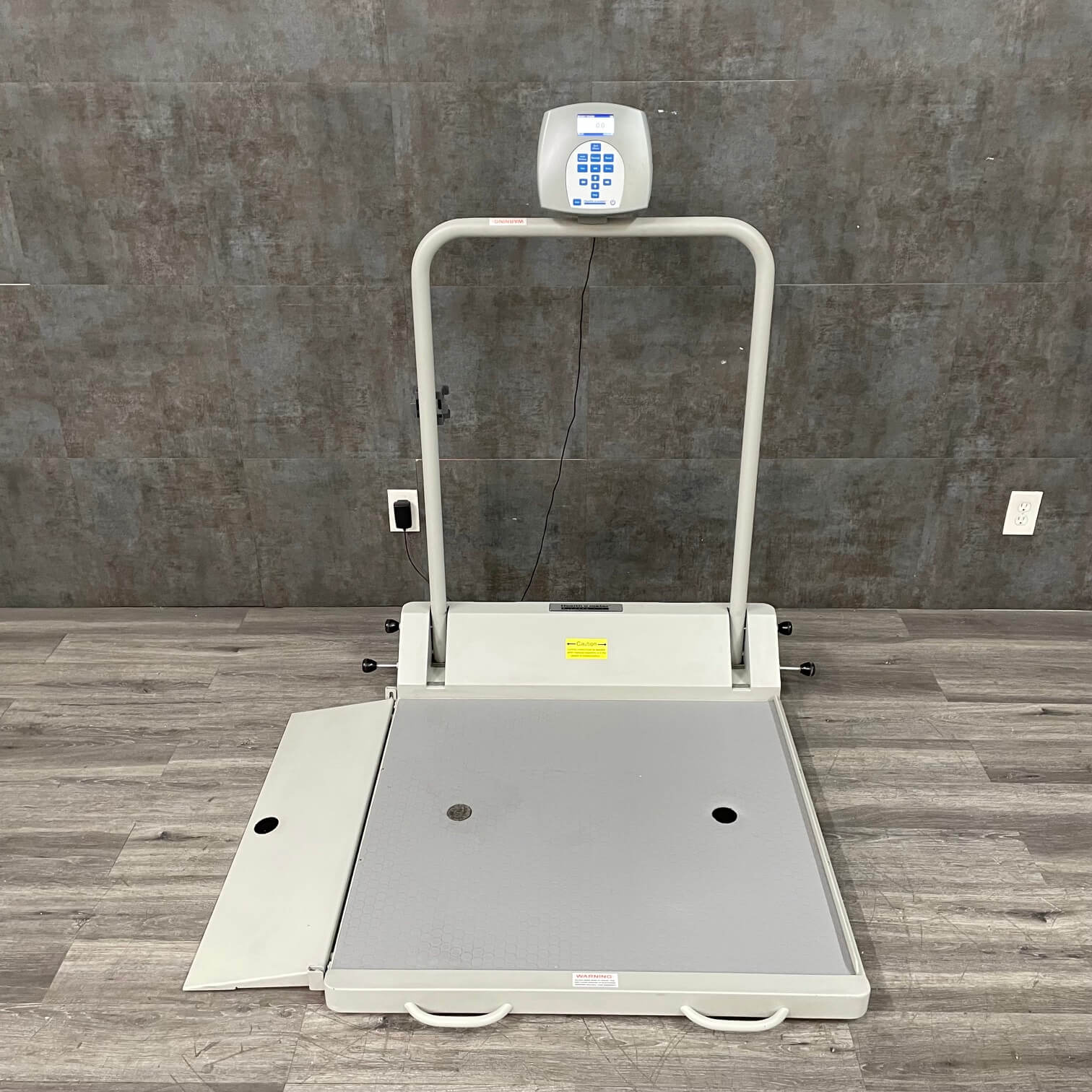 EMR Compatible Health o meter 2600KL Scale for sale