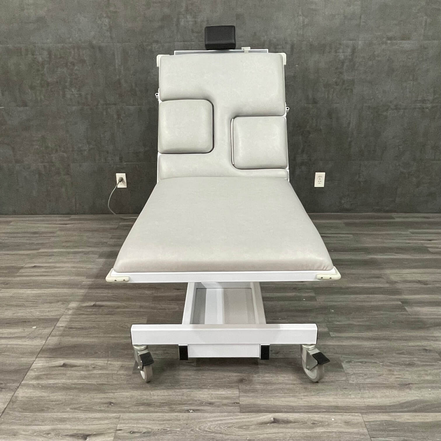 Heritage Medical Products Echo Table
