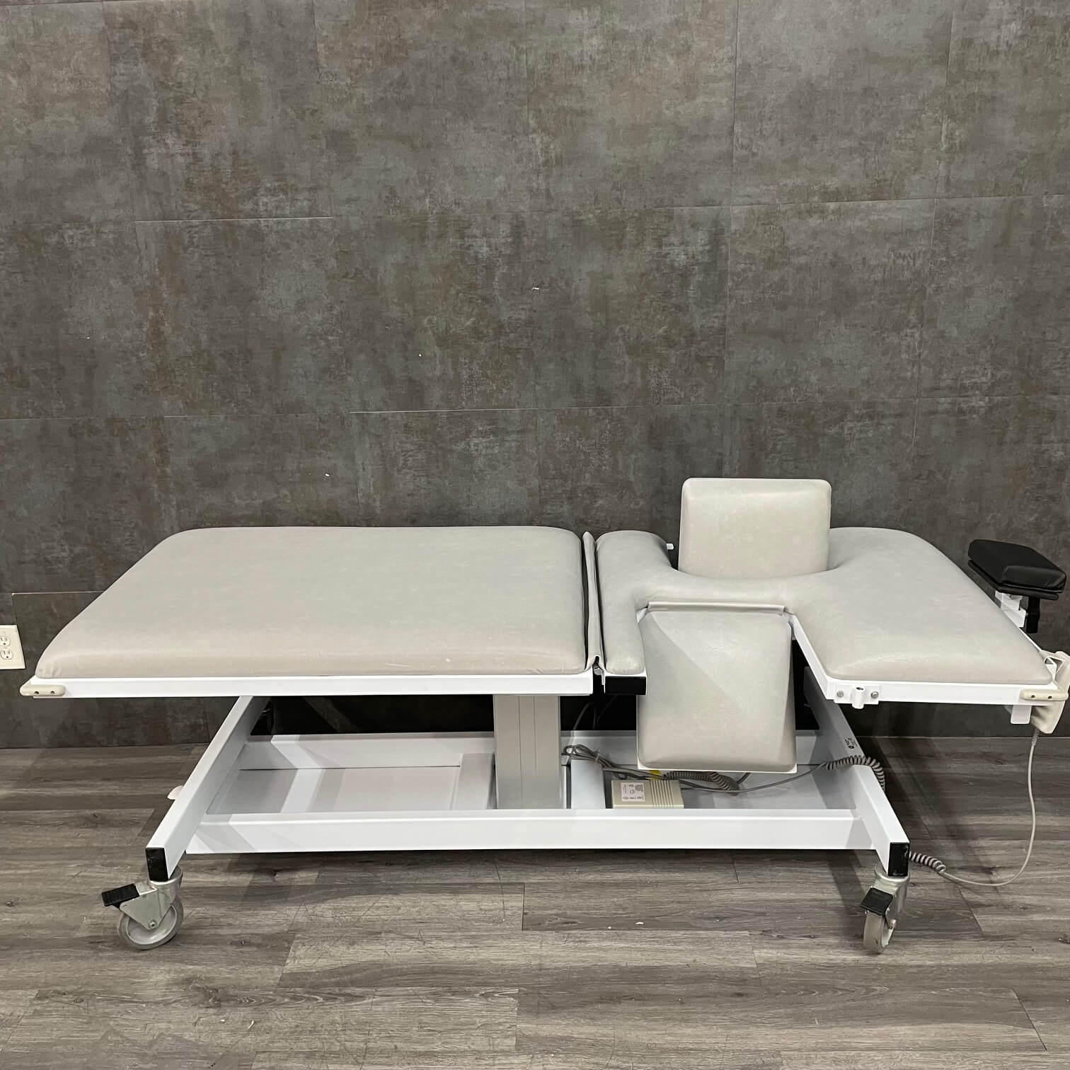 HMP Sonobed Atlas Ultrasound Table