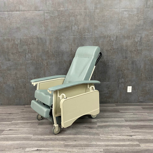 Invacare Deluxe 3 Position Recliner