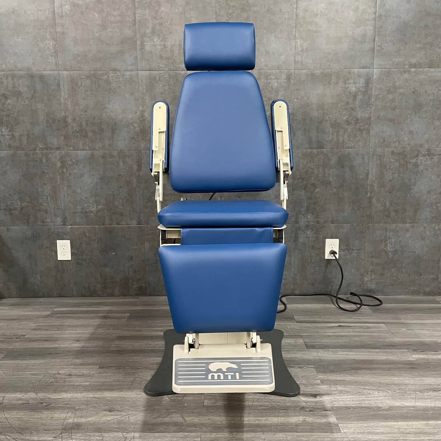 MTI 424 chair near me 